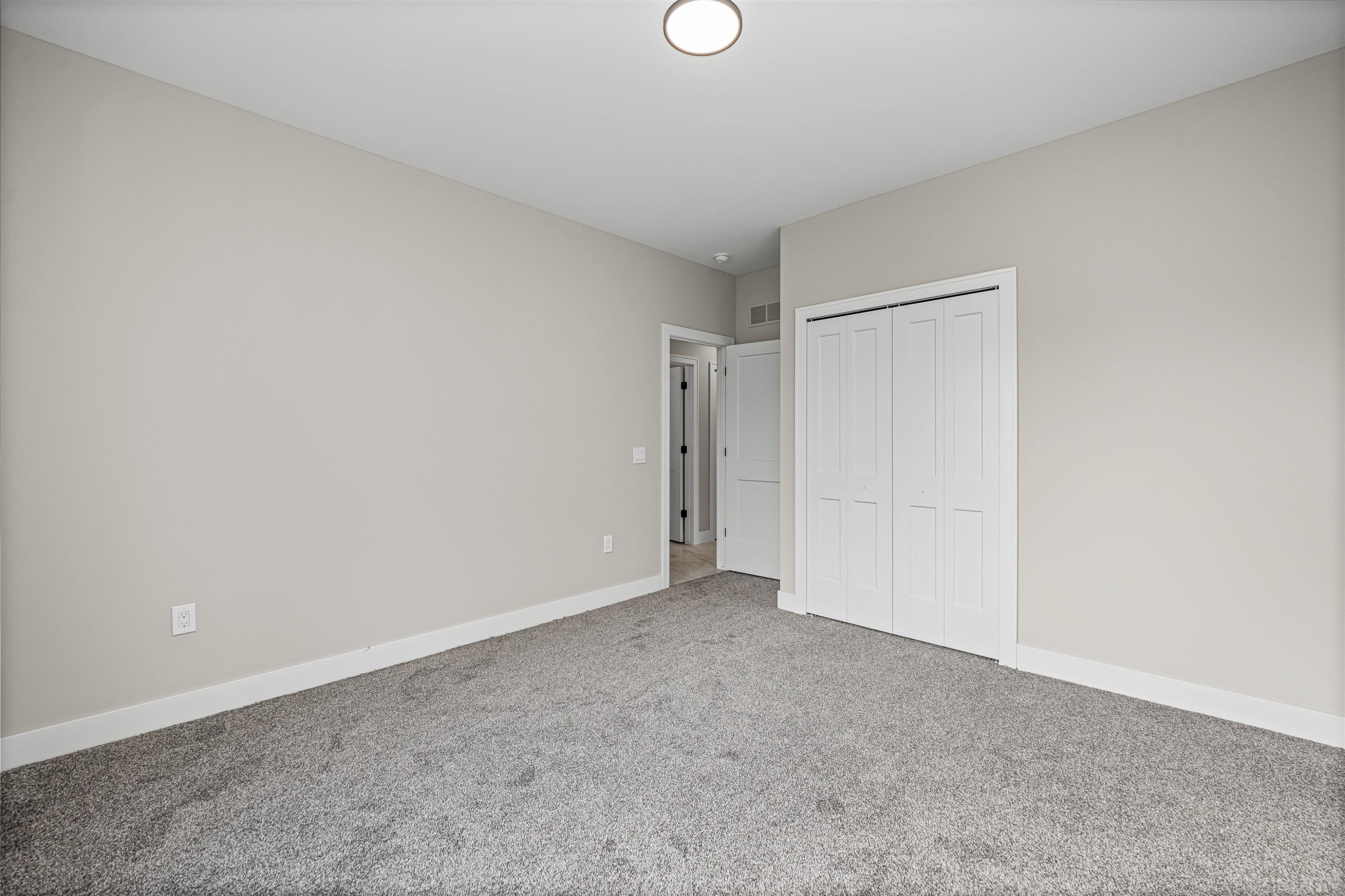 6519 Jamie Lane, Grand Blanc, MI 48439 — Photo 35