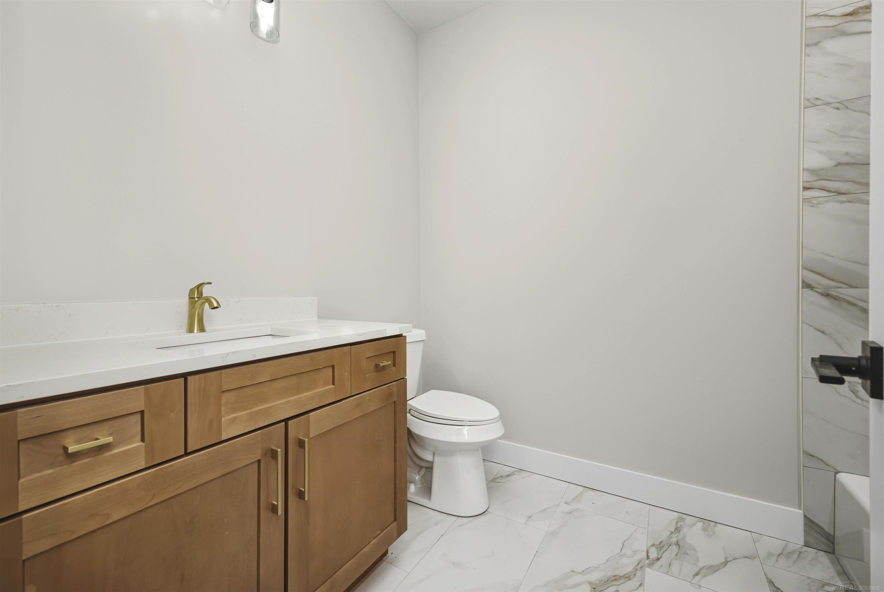 6519 Jamie Lane, Grand Blanc, MI 48439 — Photo 38
