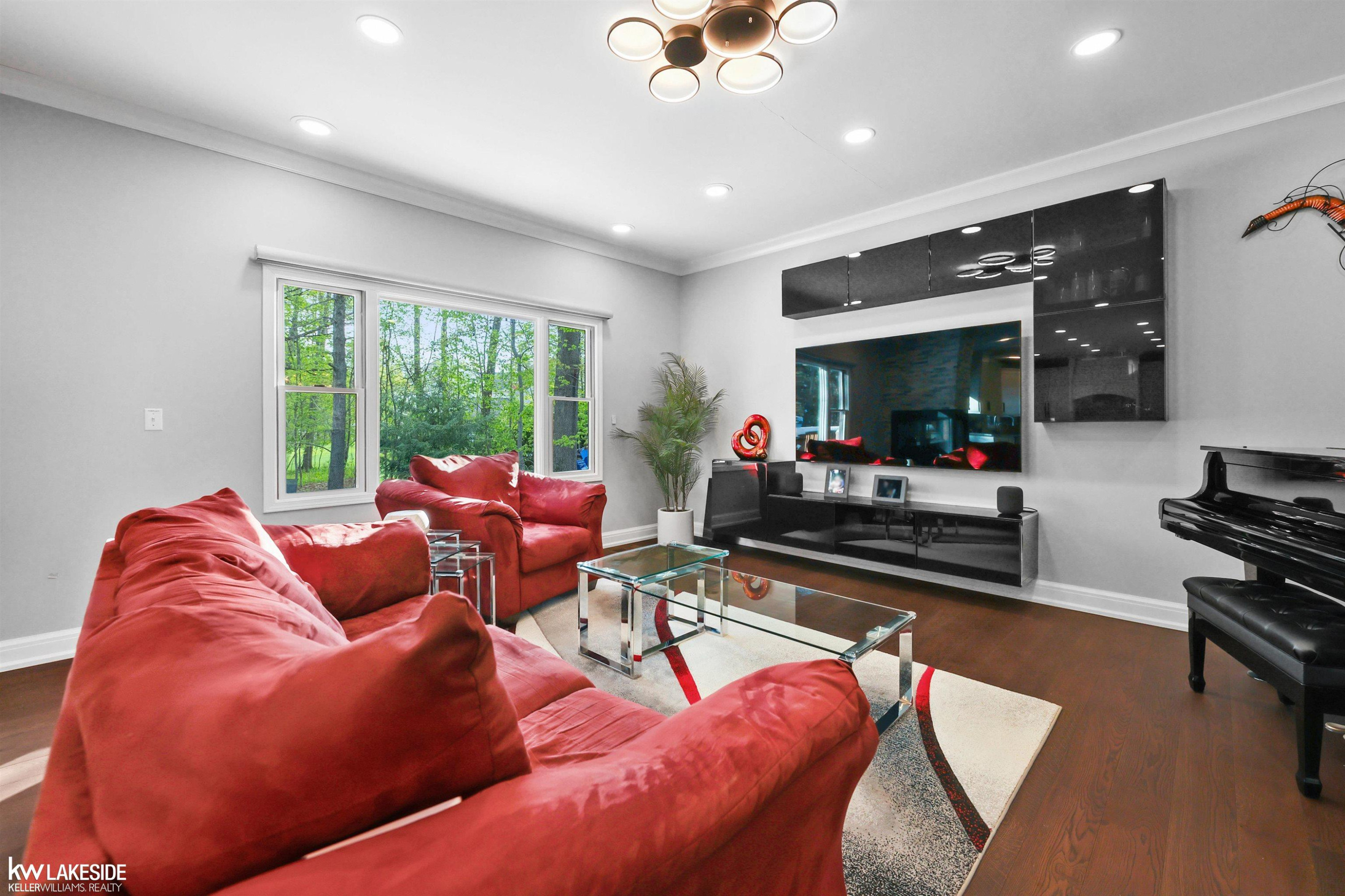 1440 Woodbridge Lane, Wixom, MI 48393 — Photo 32