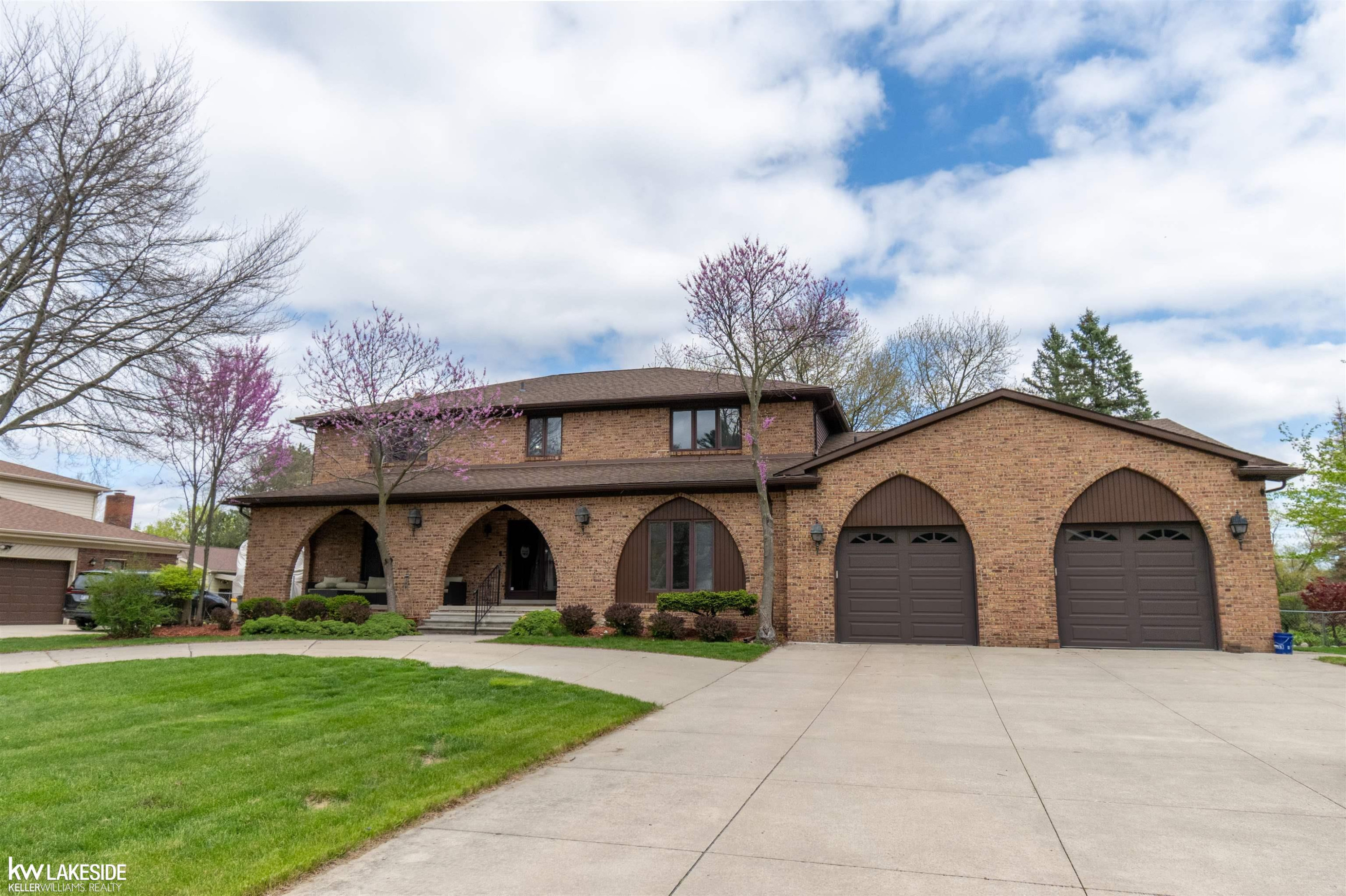 37900 Saddle Lane, Clinton Twp, MI 48036 — Photo 2