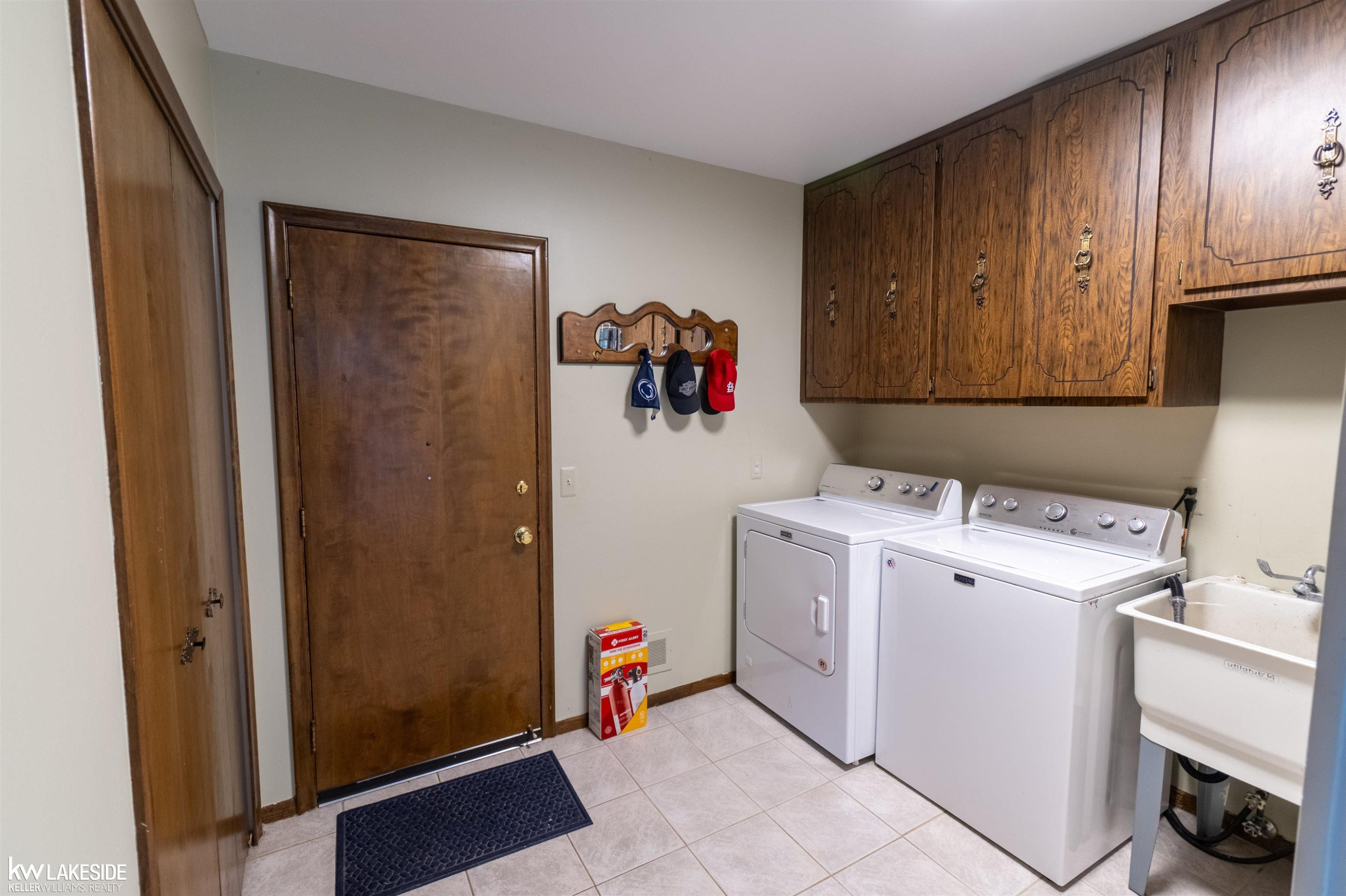 37900 Saddle Lane, Clinton Twp, MI 48036 — Photo 33