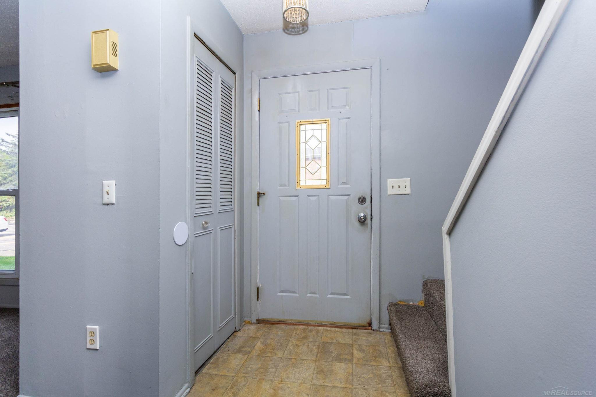 13281 Lake Point Boulevard, MI 48111 — Photo 6