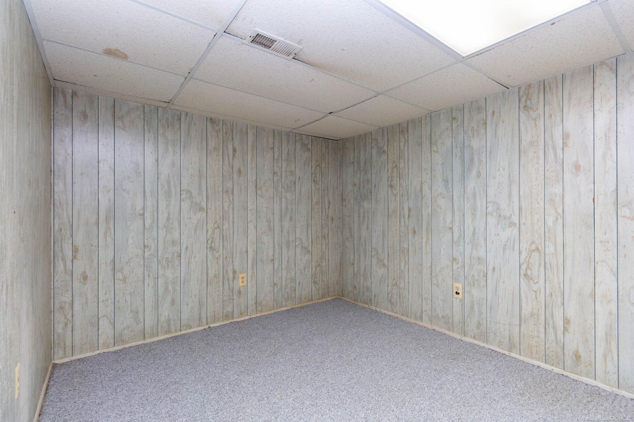 13281 Lake Point Boulevard, MI 48111 — Photo 24