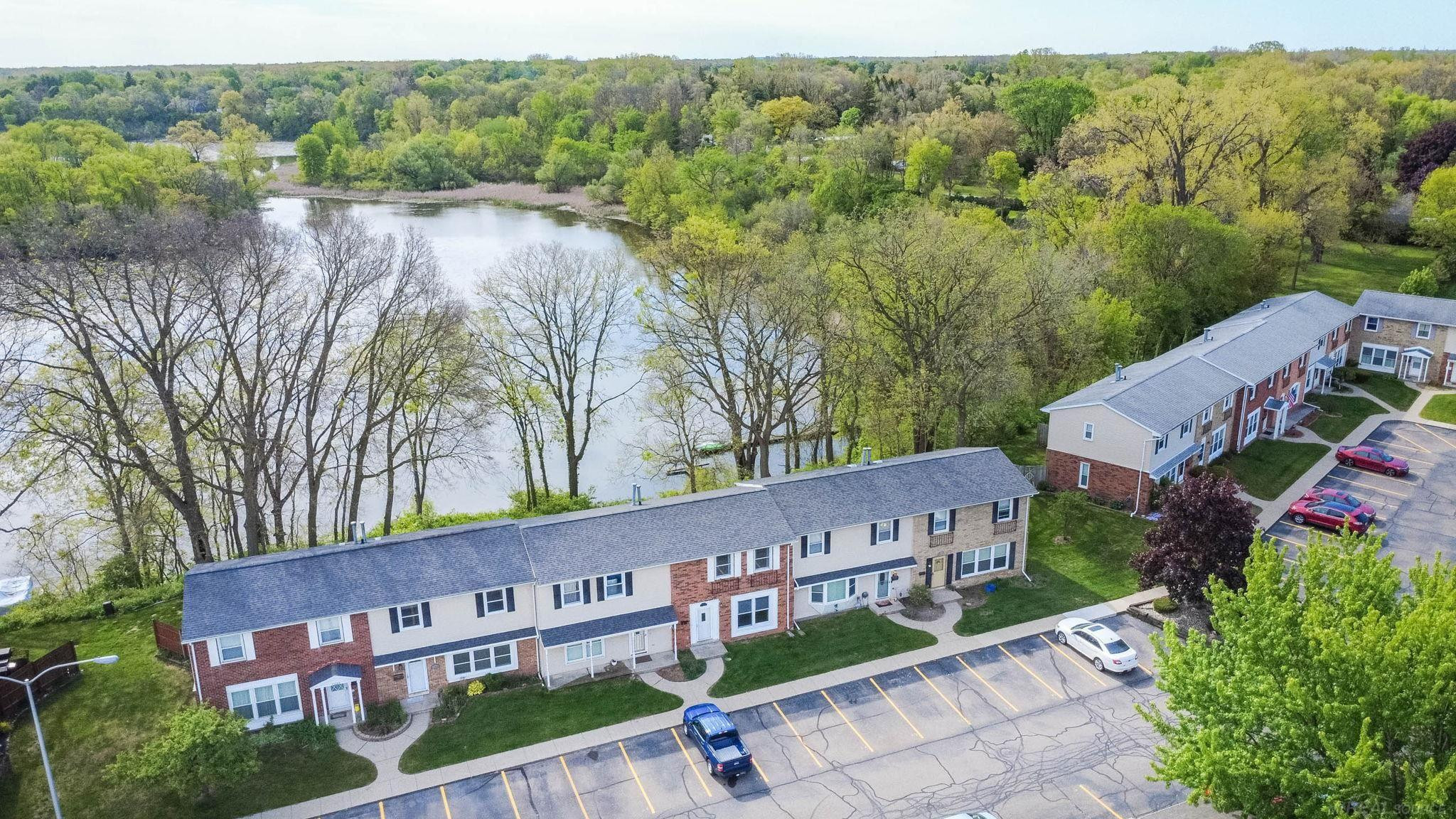 13281 Lake Point Boulevard, MI 48111 — Photo 33