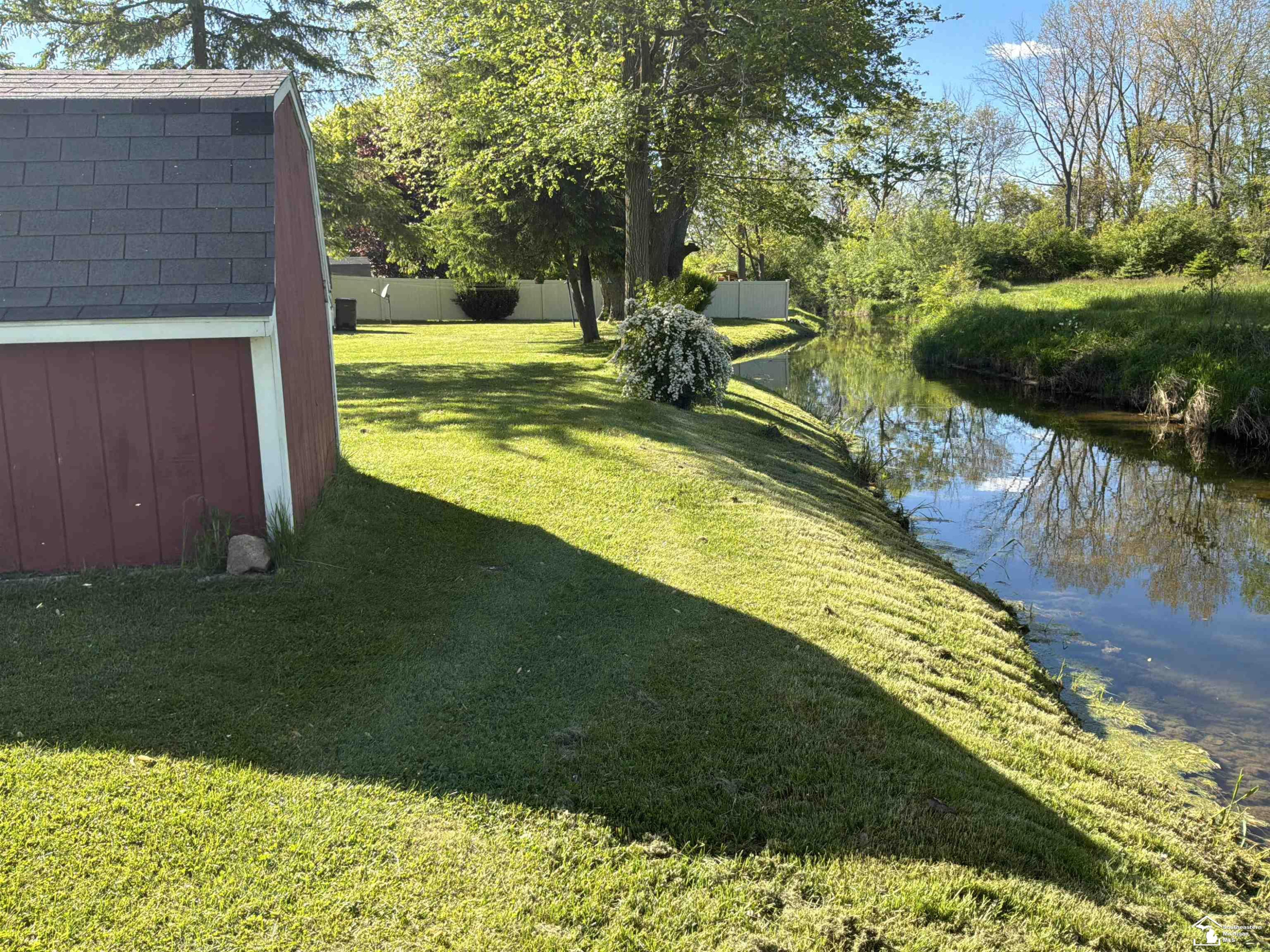 2139 Sandy Creek Rd, Monroe, MI 48162 — Photo 5