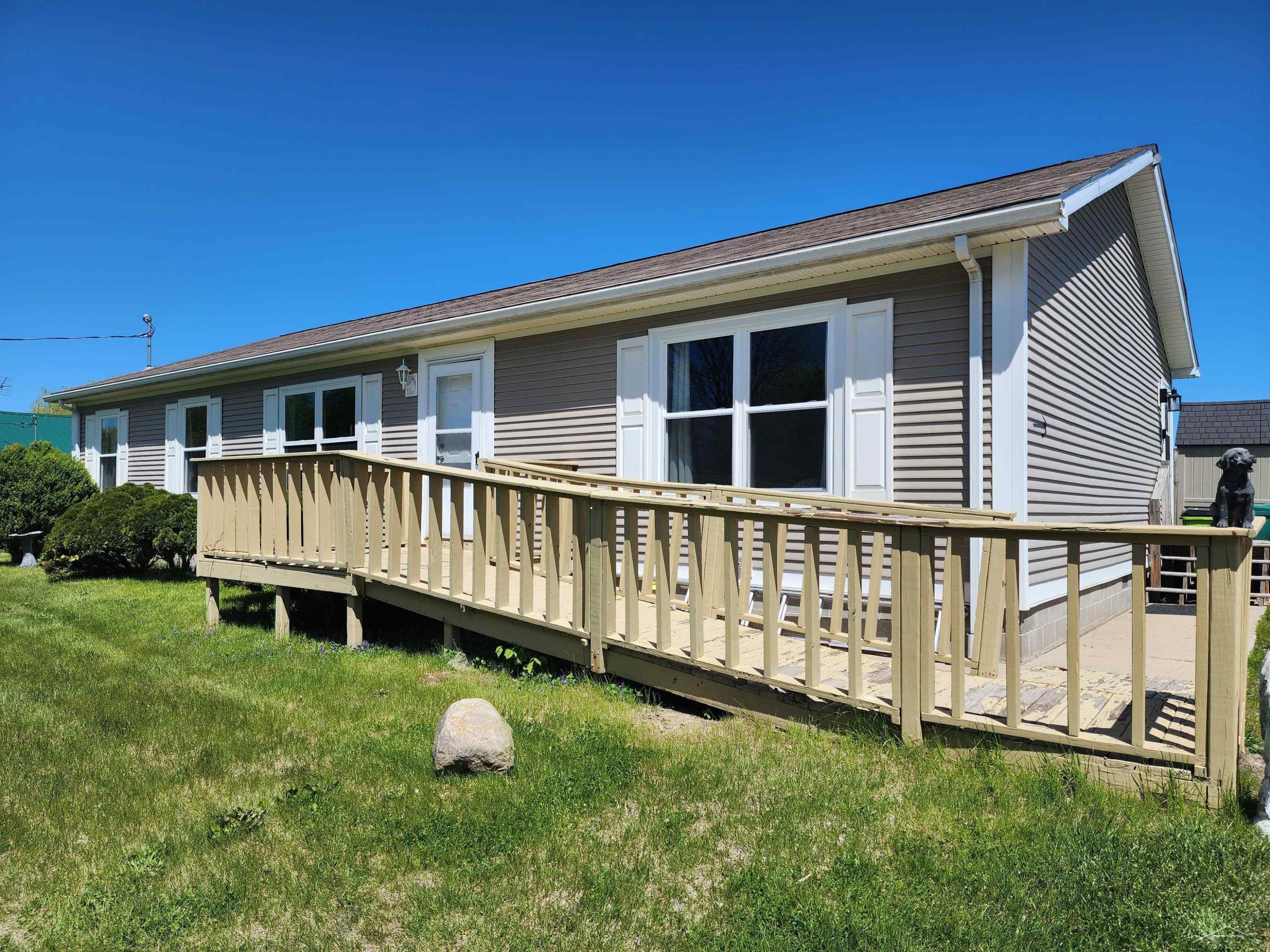 3727 S Garfield Road, Auburn, MI 48611 — Photo 3
