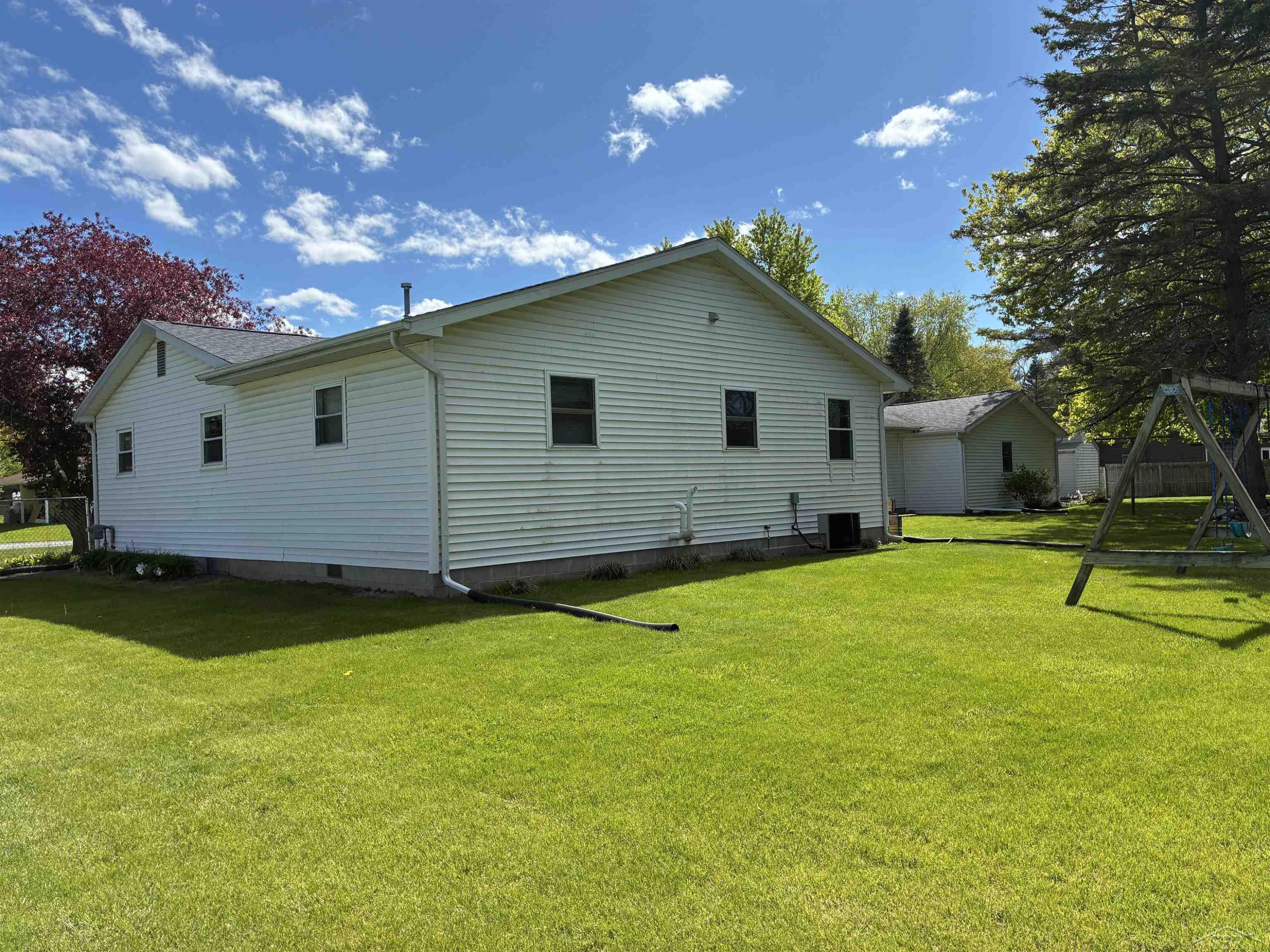 7178 London Drive, Saginaw, MI 48609 — Photo 9