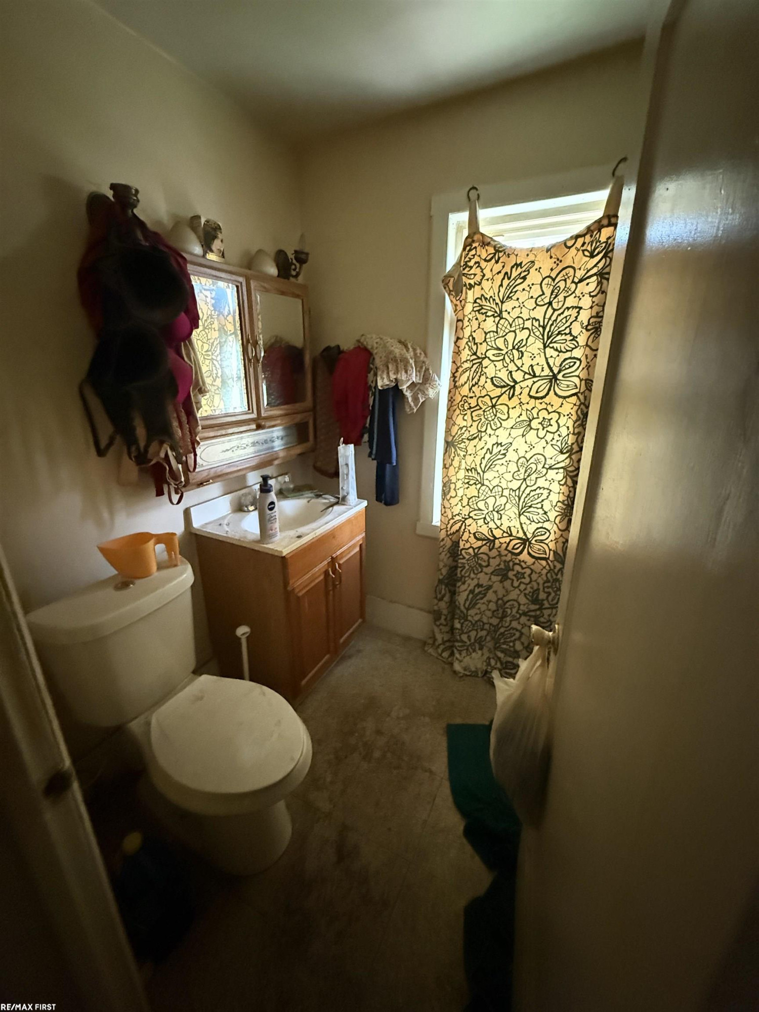 591 Chalmers Street, Detroit, MI 48215 — Photo 6