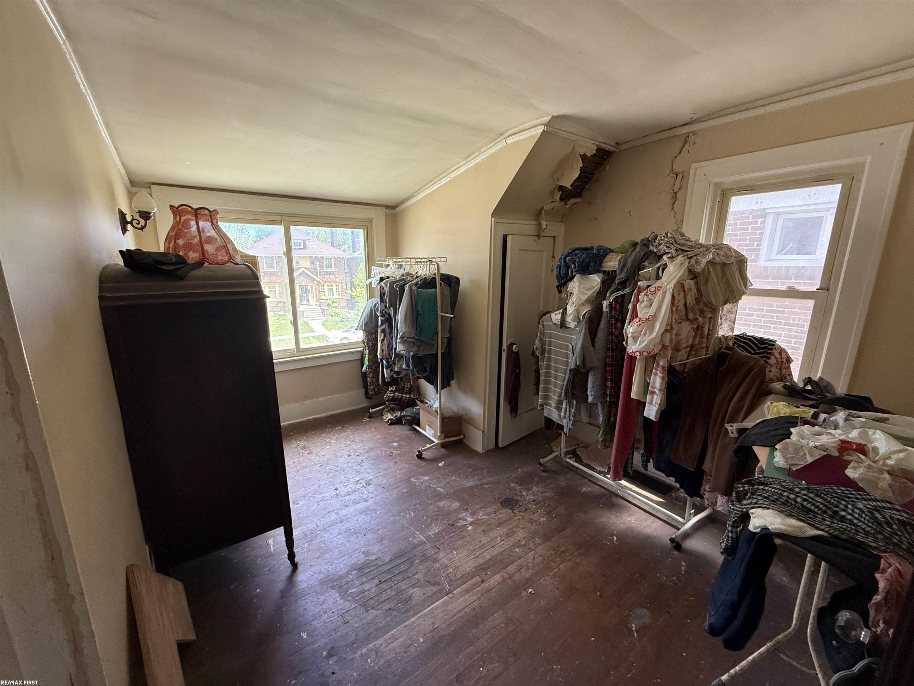 591 Chalmers Street, Detroit, MI 48215 — Photo 8
