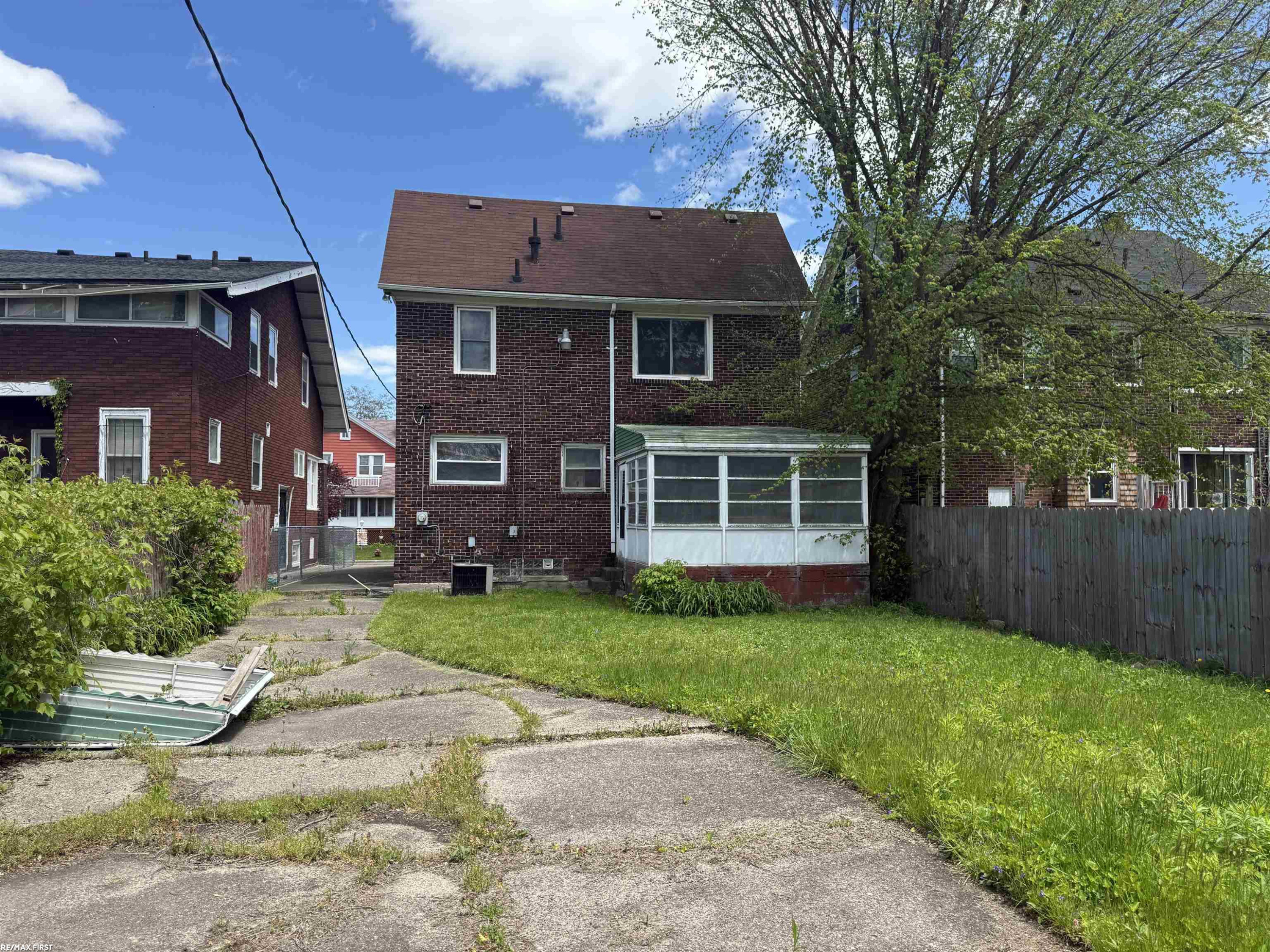 591 Chalmers Street, Detroit, MI 48215 — Photo 13