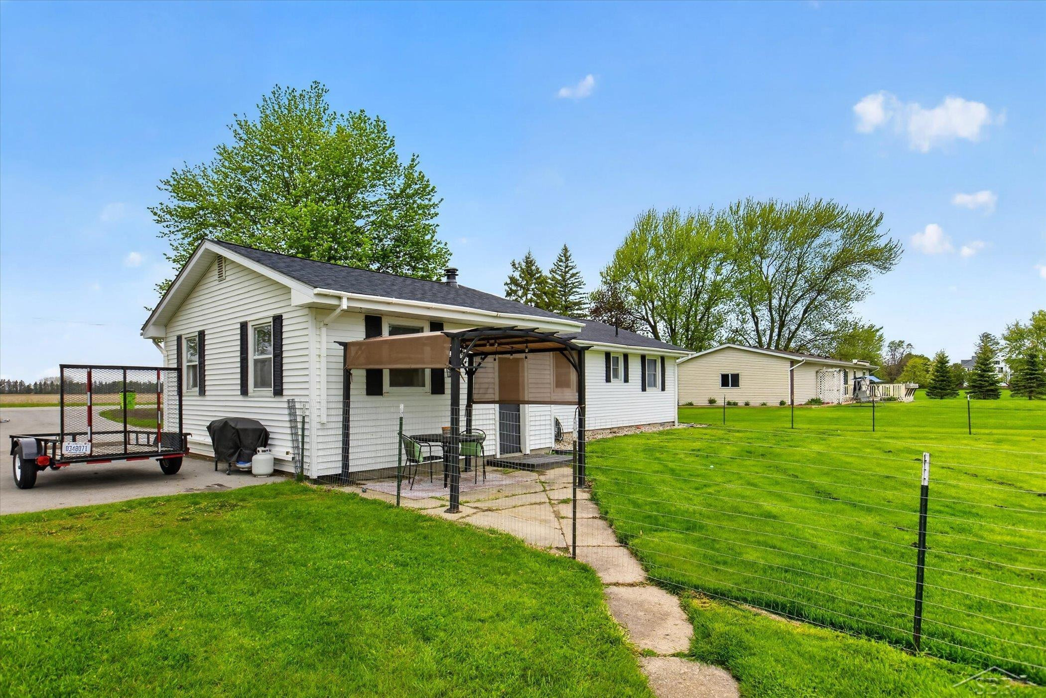 2459 11 Mile Road, Auburn, MI 48611 — Photo 26