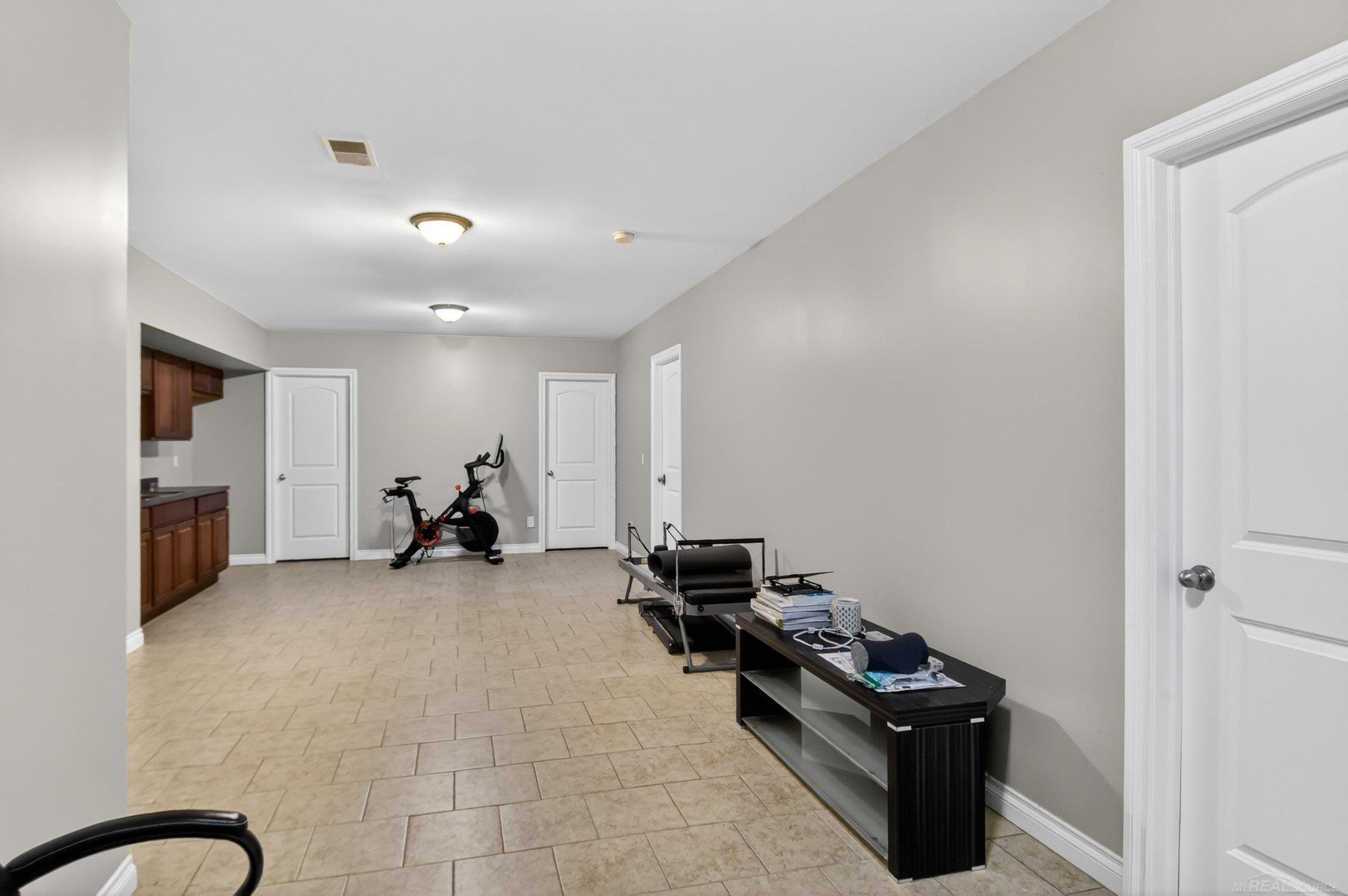 53226 Williams Way, Shelby Twp, MI 48316 — Photo 36