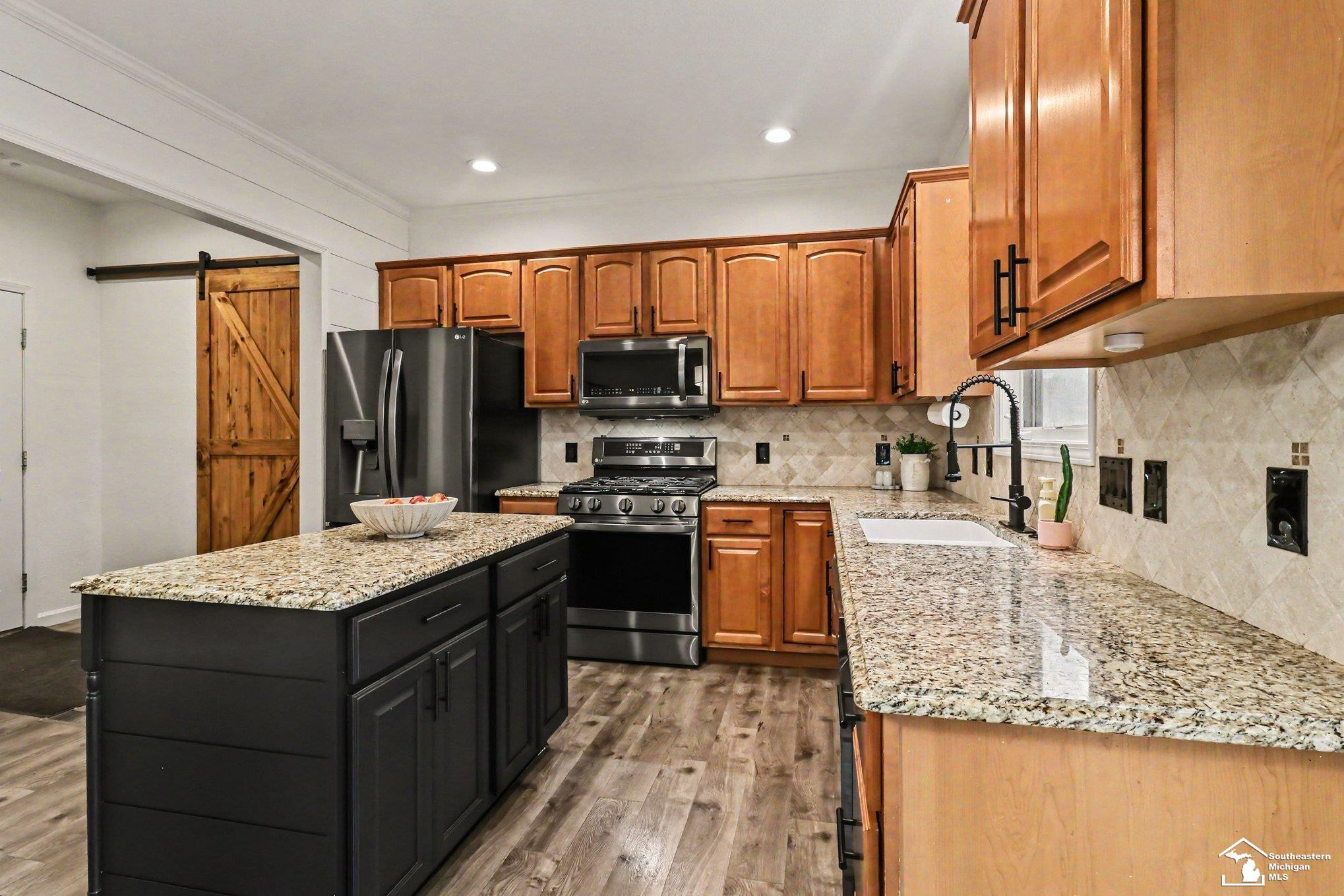 3508 Wimbledon Court, Lambertville, MI 48144 — Photo 8