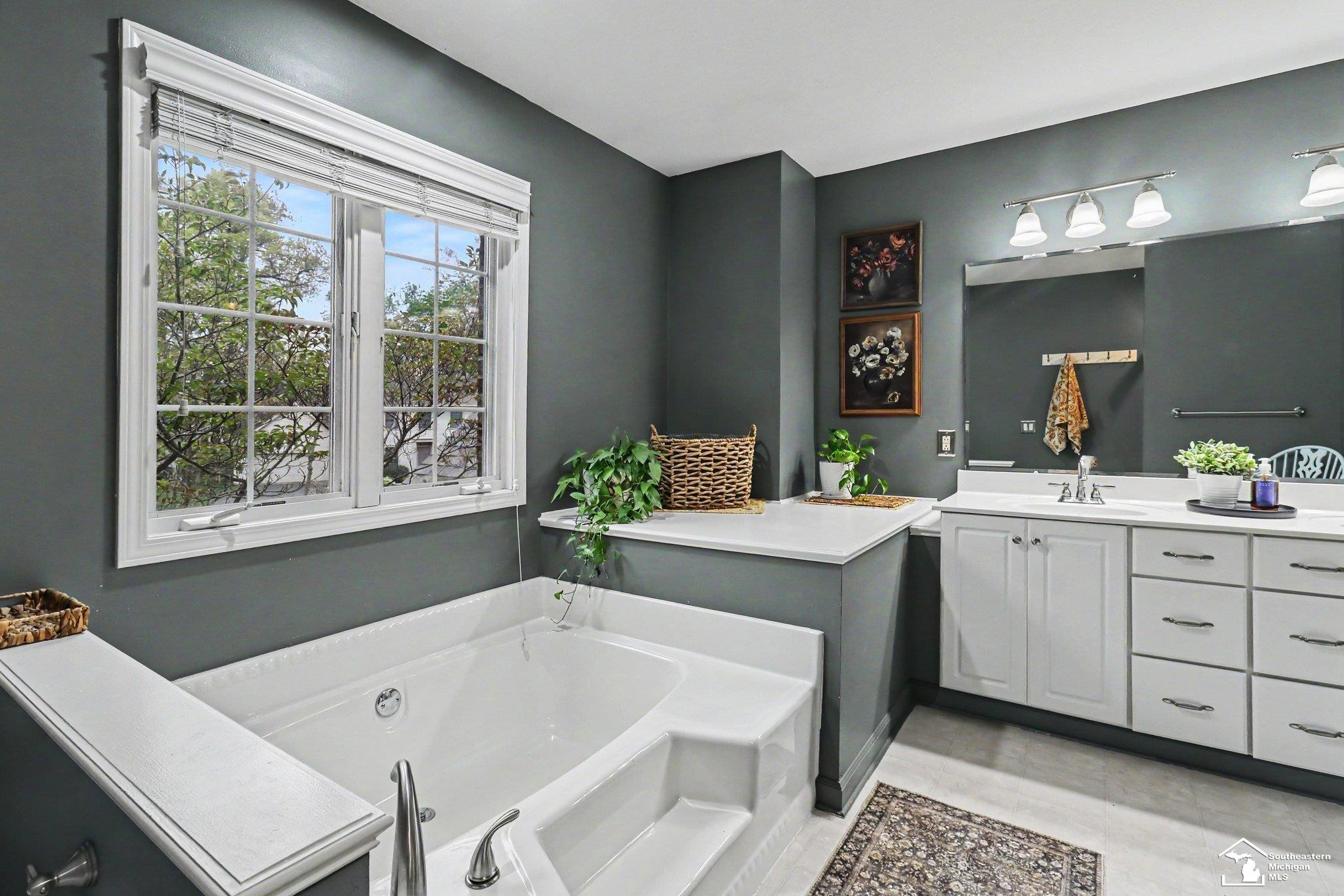 3508 Wimbledon Court, Lambertville, MI 48144 — Photo 16