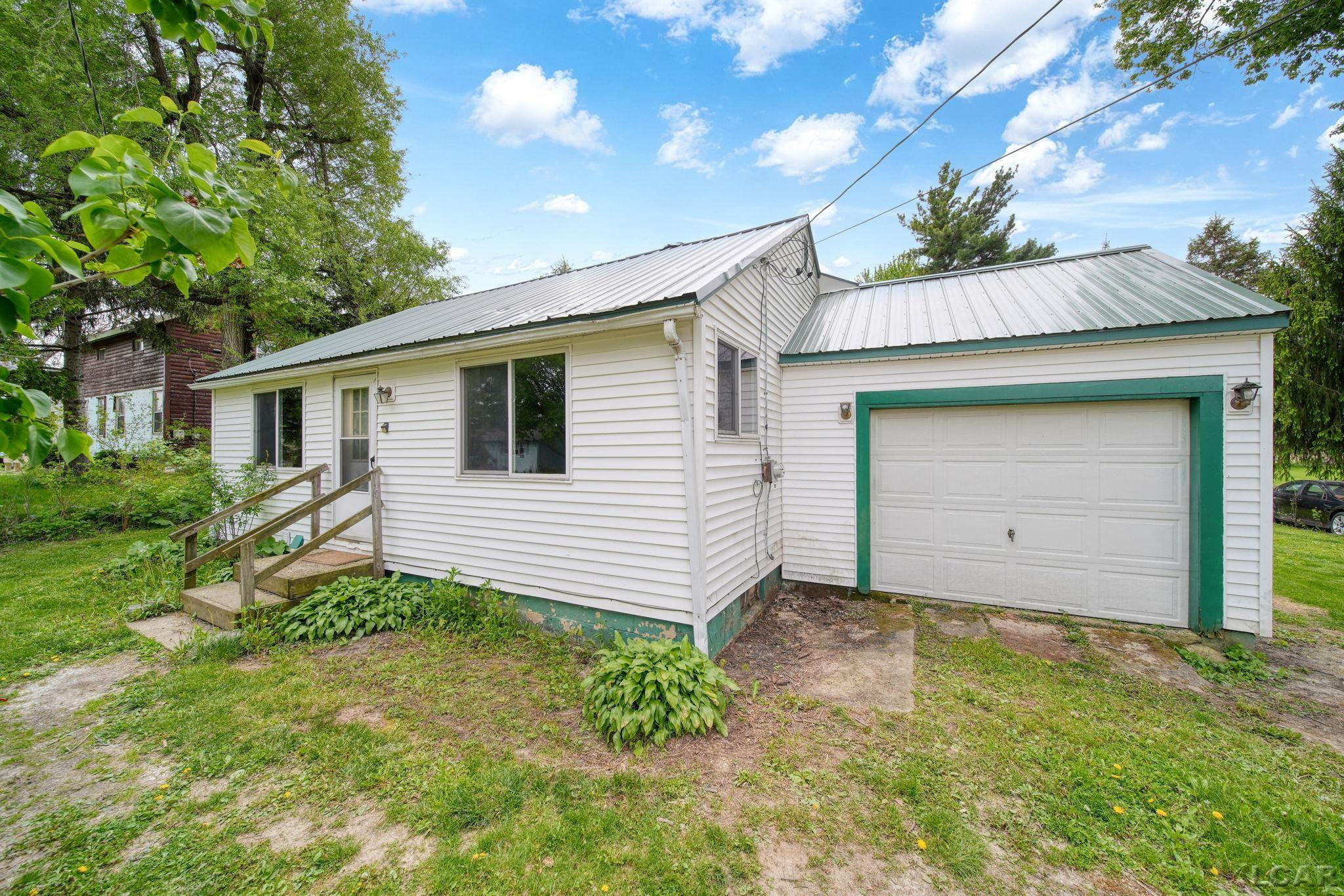 17059 South Street, Hudson, MI 49247 — Photo 3