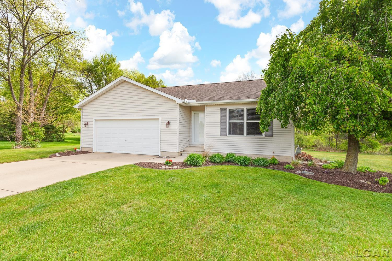3288 Aspen Trail, Adrian, MI 49221