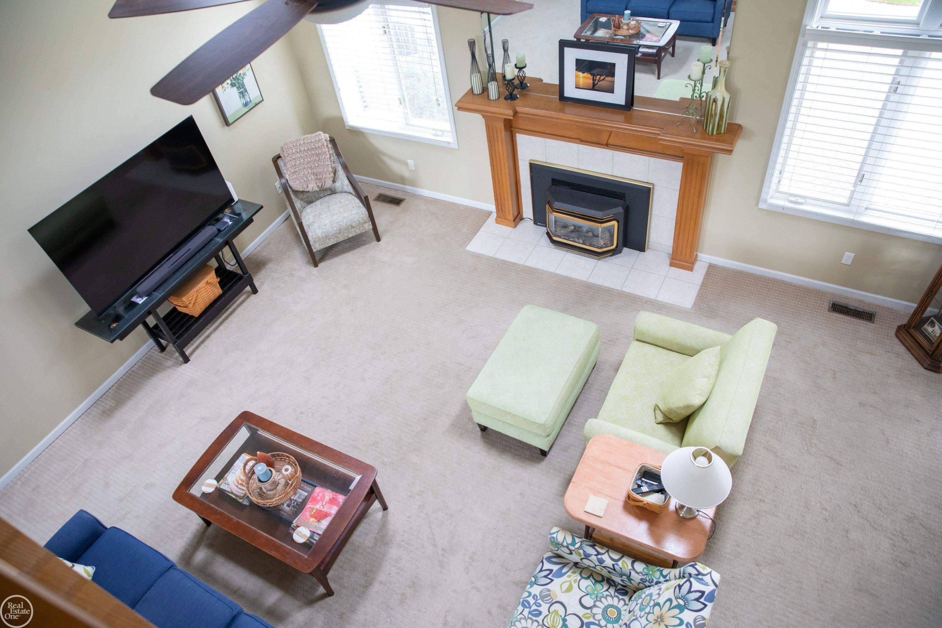 17385 Hillcrest Drive, Macomb, MI 48044 — Photo 10