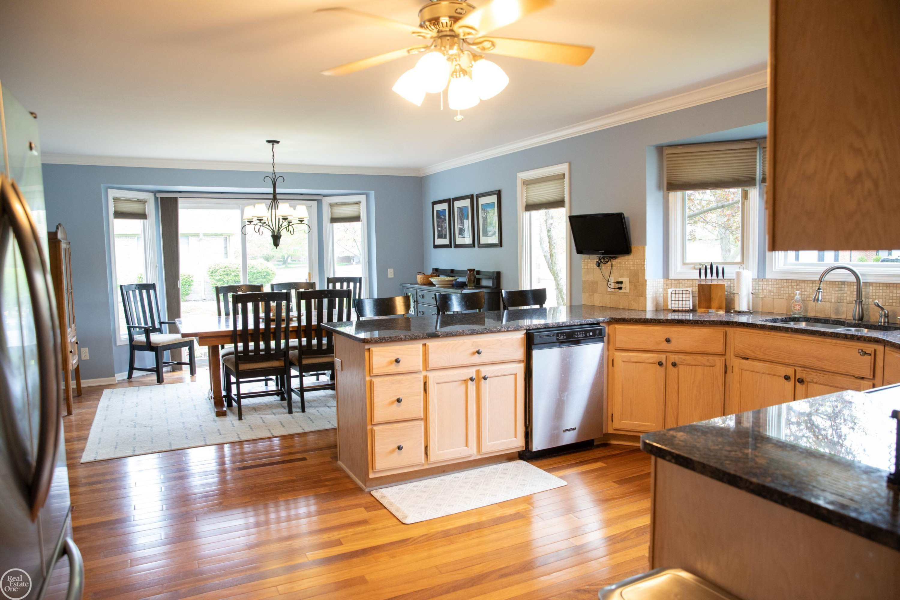 17385 Hillcrest Drive, Macomb, MI 48044 — Photo 15