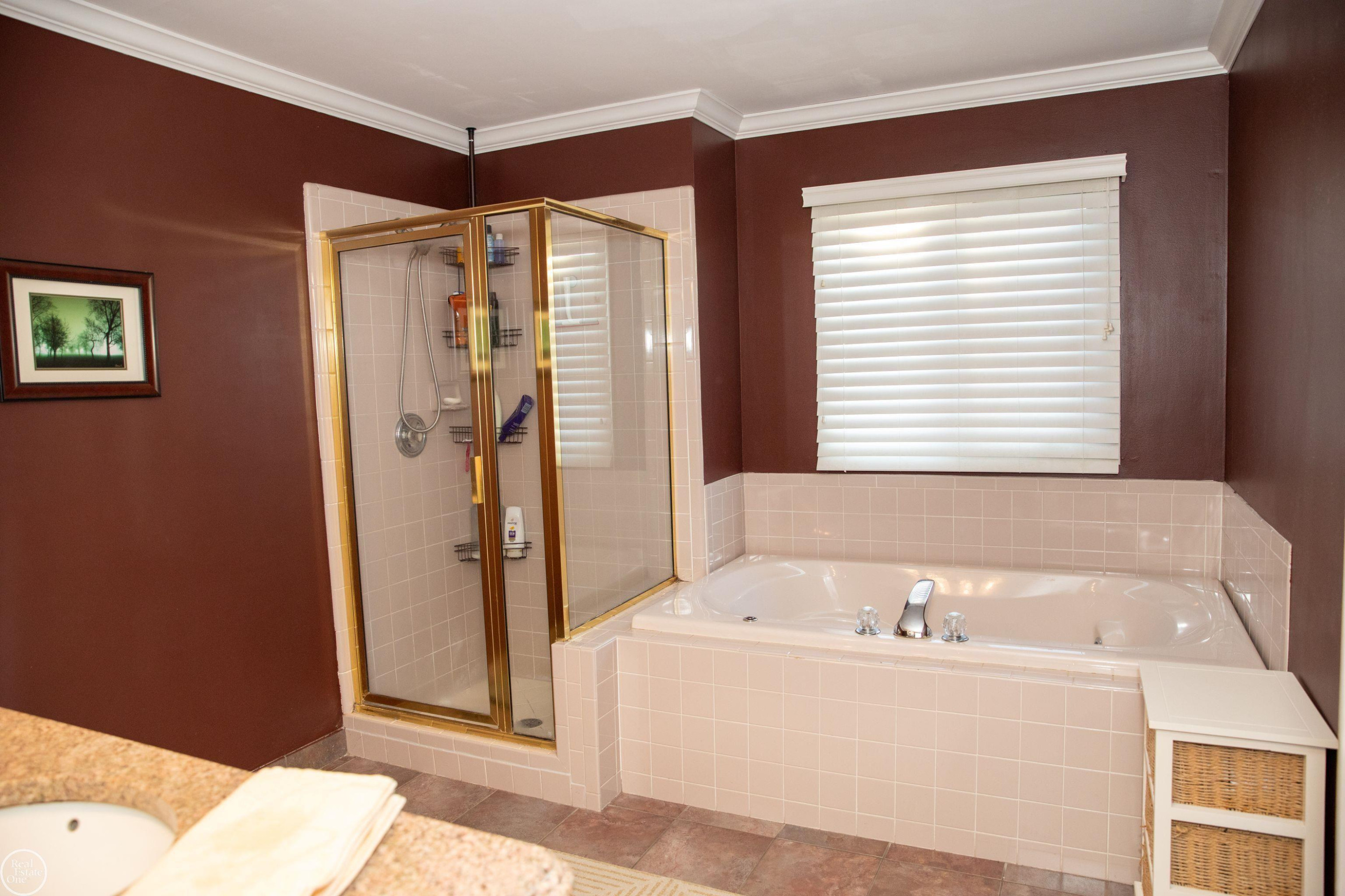 17385 Hillcrest Drive, Macomb, MI 48044 — Photo 21