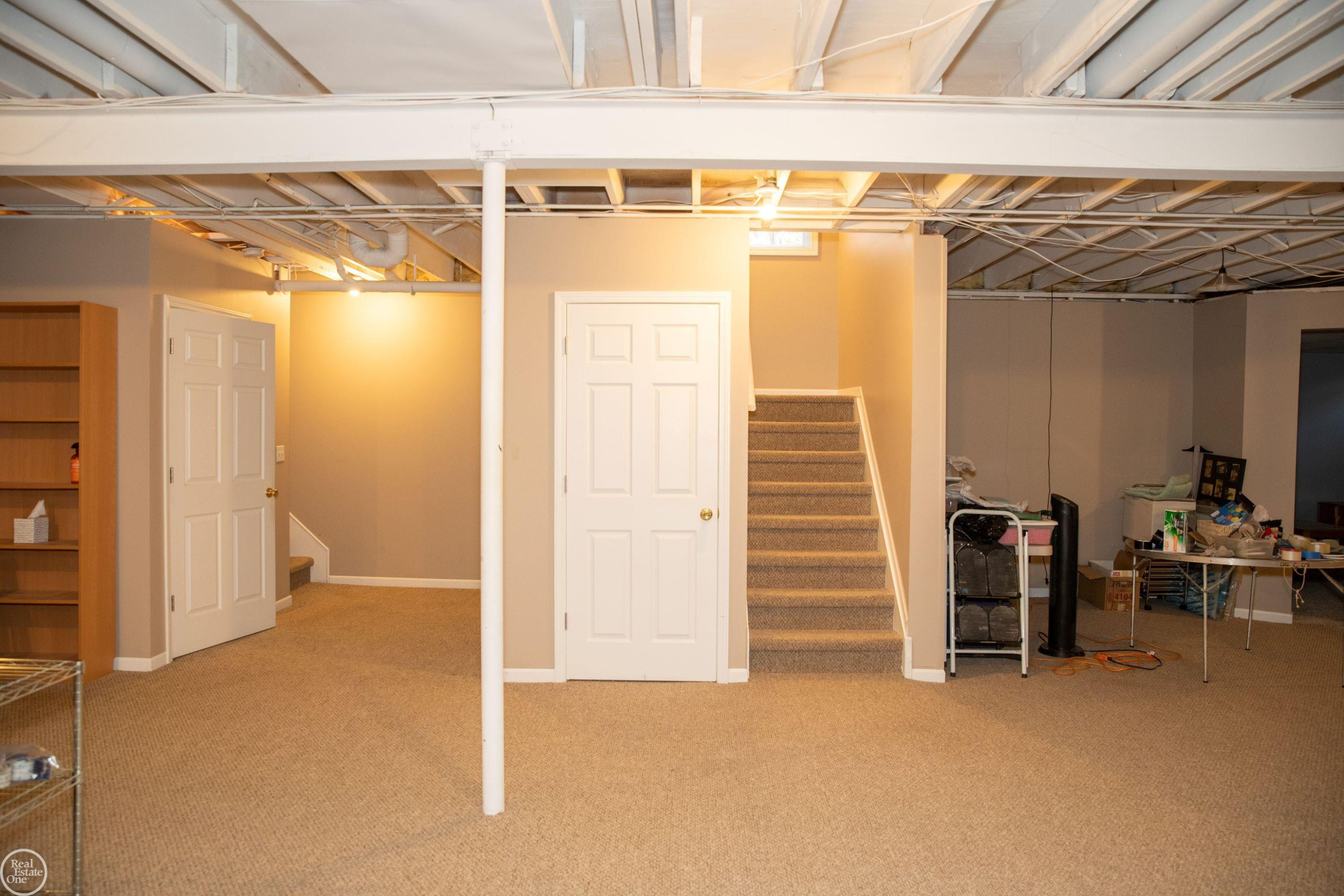 17385 Hillcrest Drive, Macomb, MI 48044 — Photo 36
