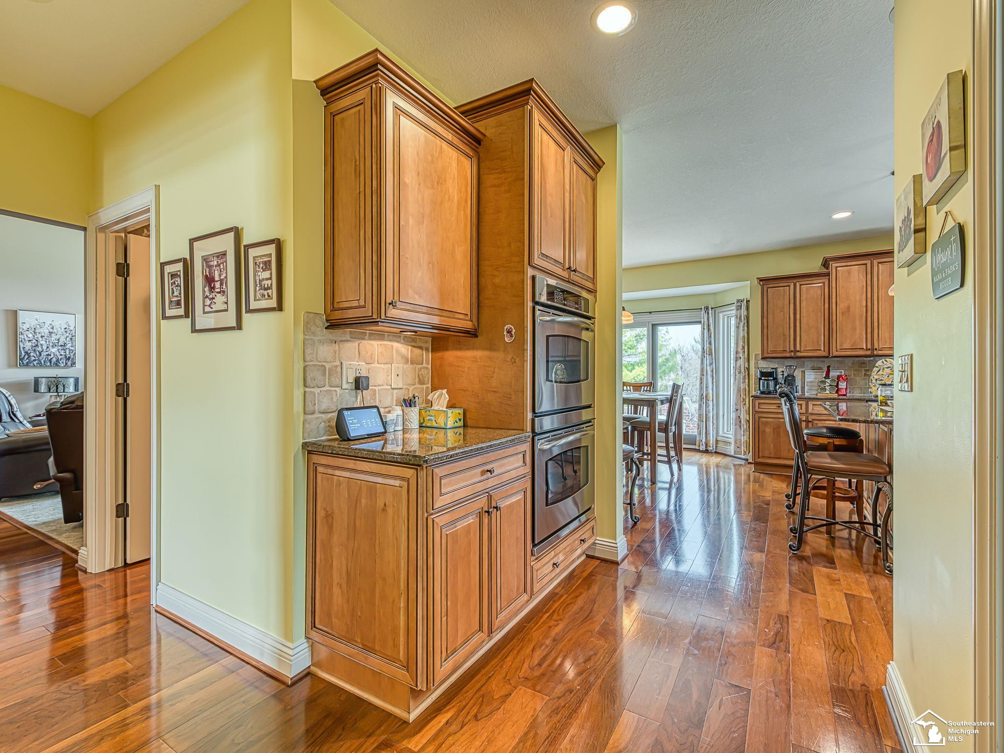 1033 Saint James Park Avenue, Monroe, MI 48161 — Photo 21