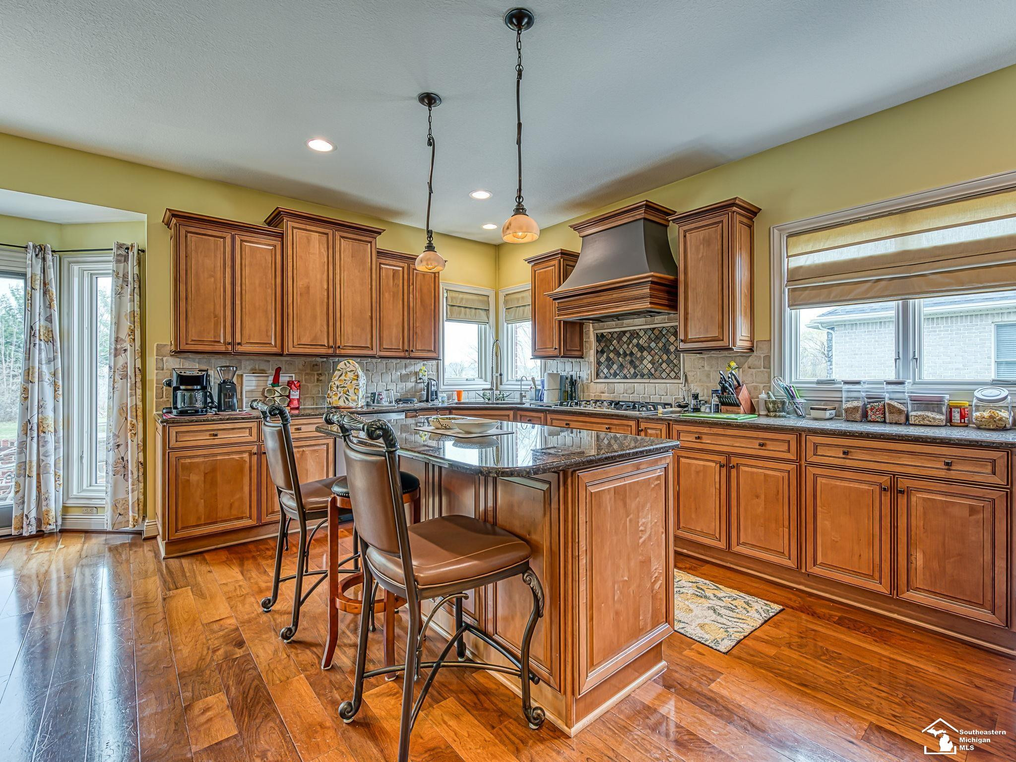 1033 Saint James Park Avenue, Monroe, MI 48161 — Photo 24