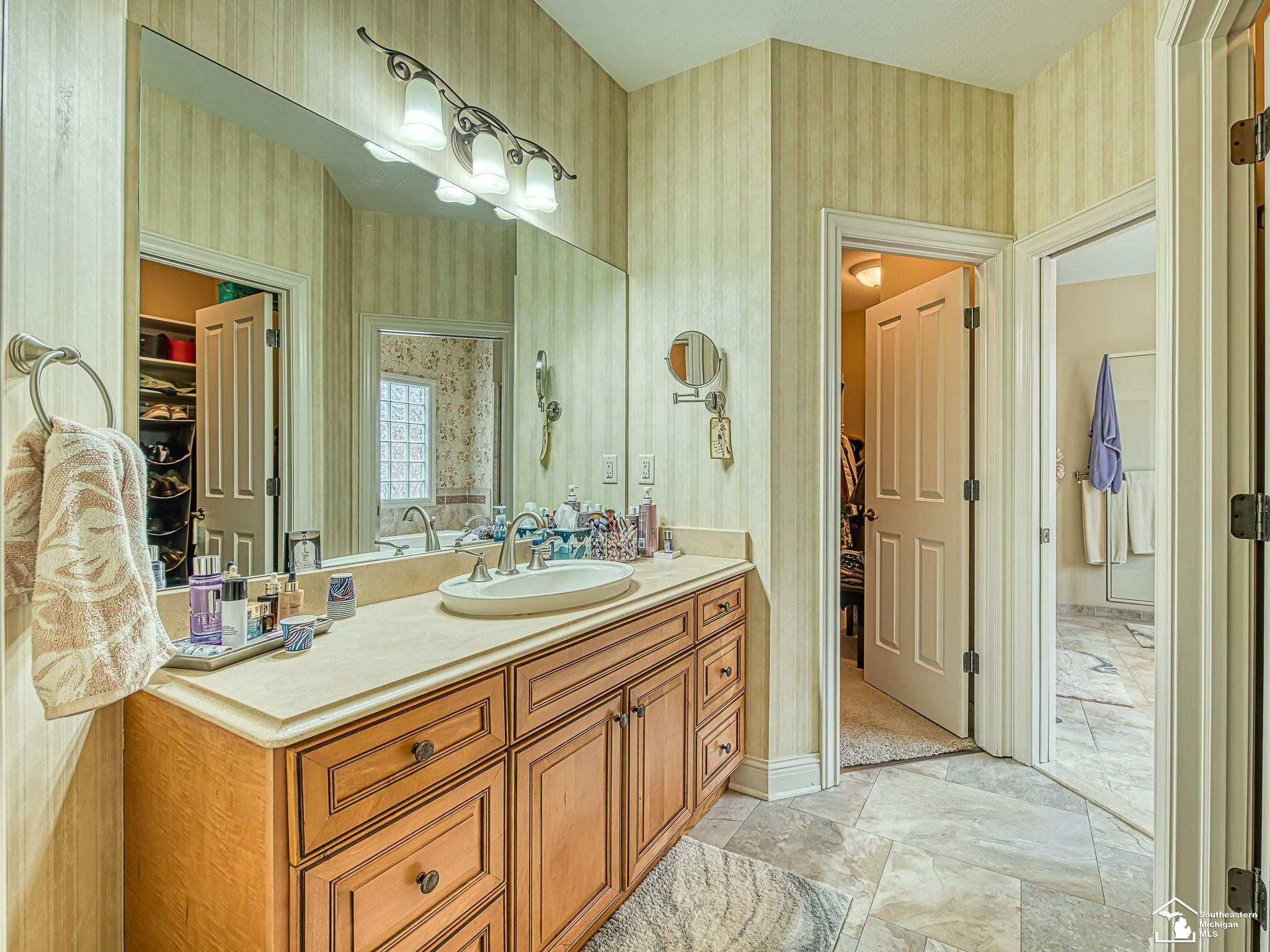 1033 Saint James Park Avenue, Monroe, MI 48161 — Photo 39