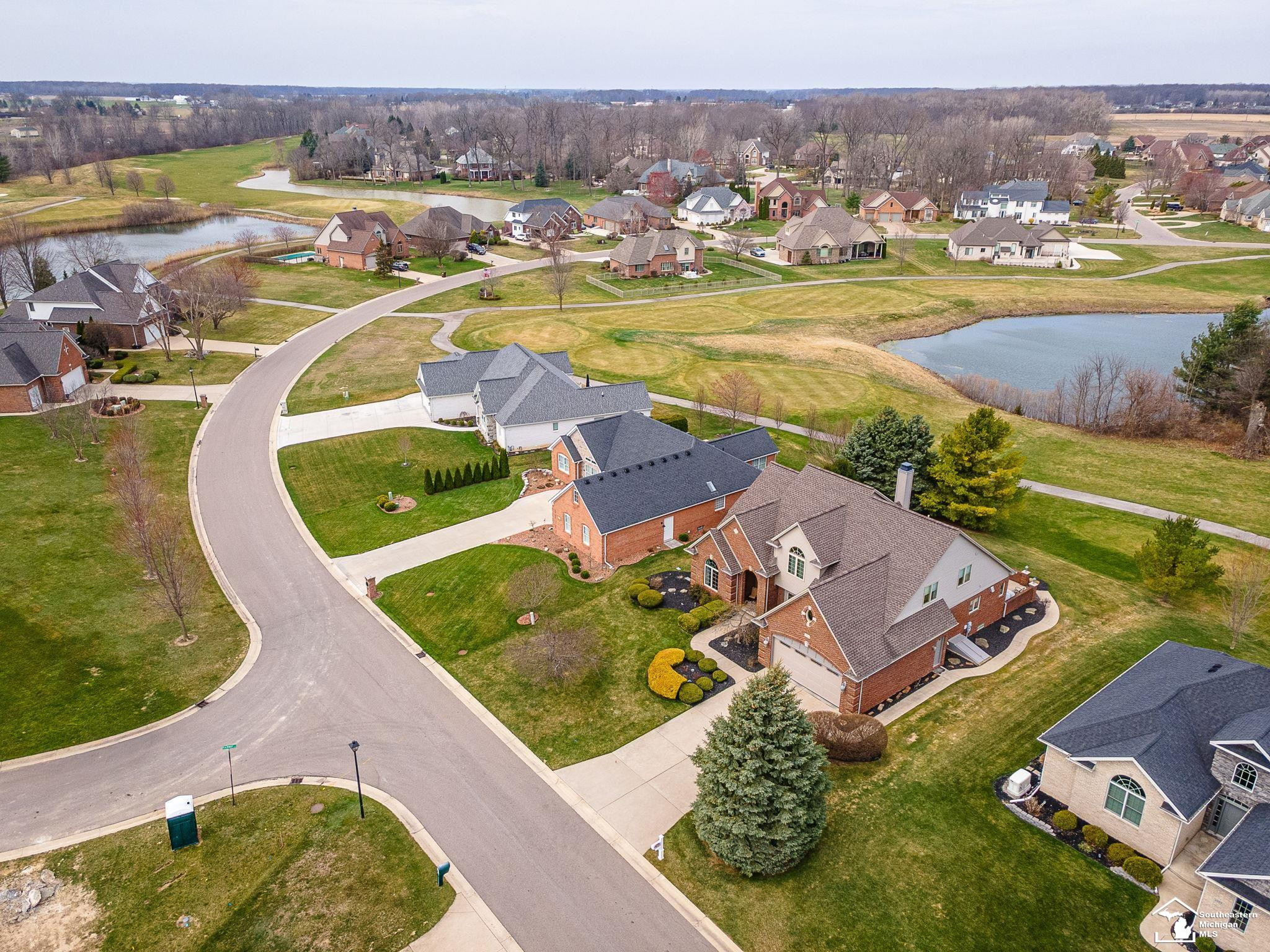 1033 Saint James Park Avenue, Monroe, MI 48161 — Photo 57