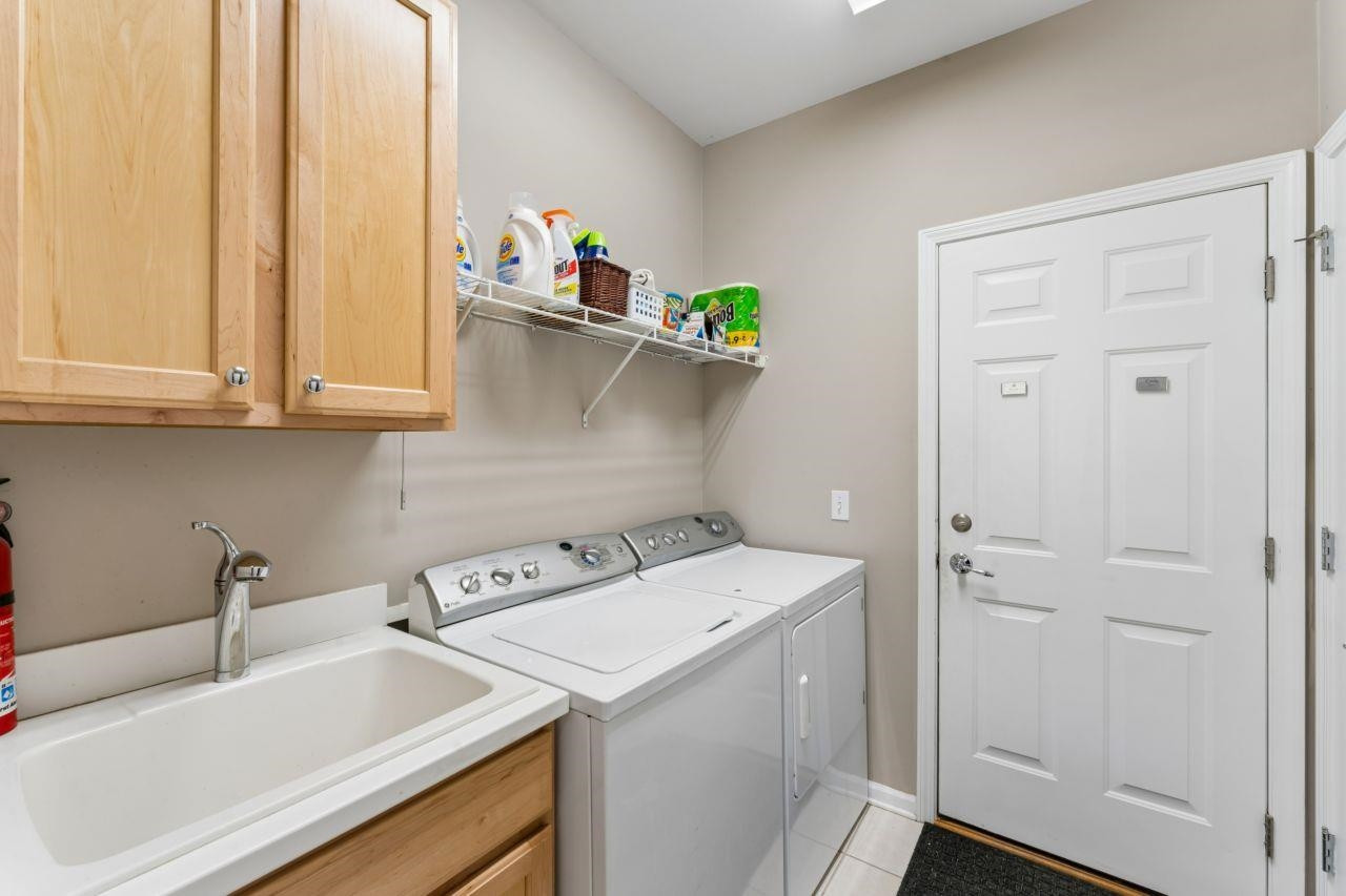 9339 Sand Hill Drive, Grand Blanc, MI 48439 — Photo 13