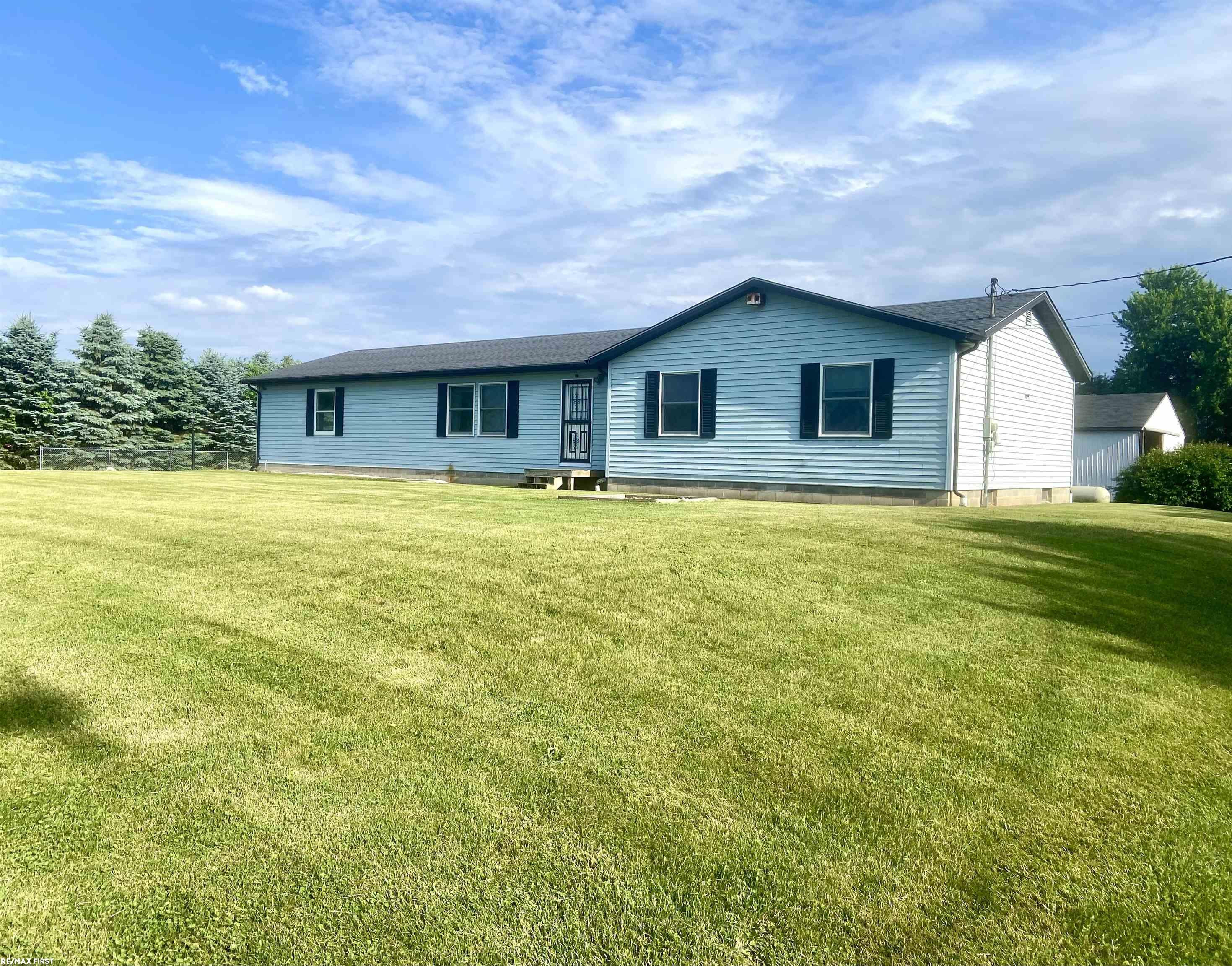 17250 Armada Center Road, MI — Photo 2
