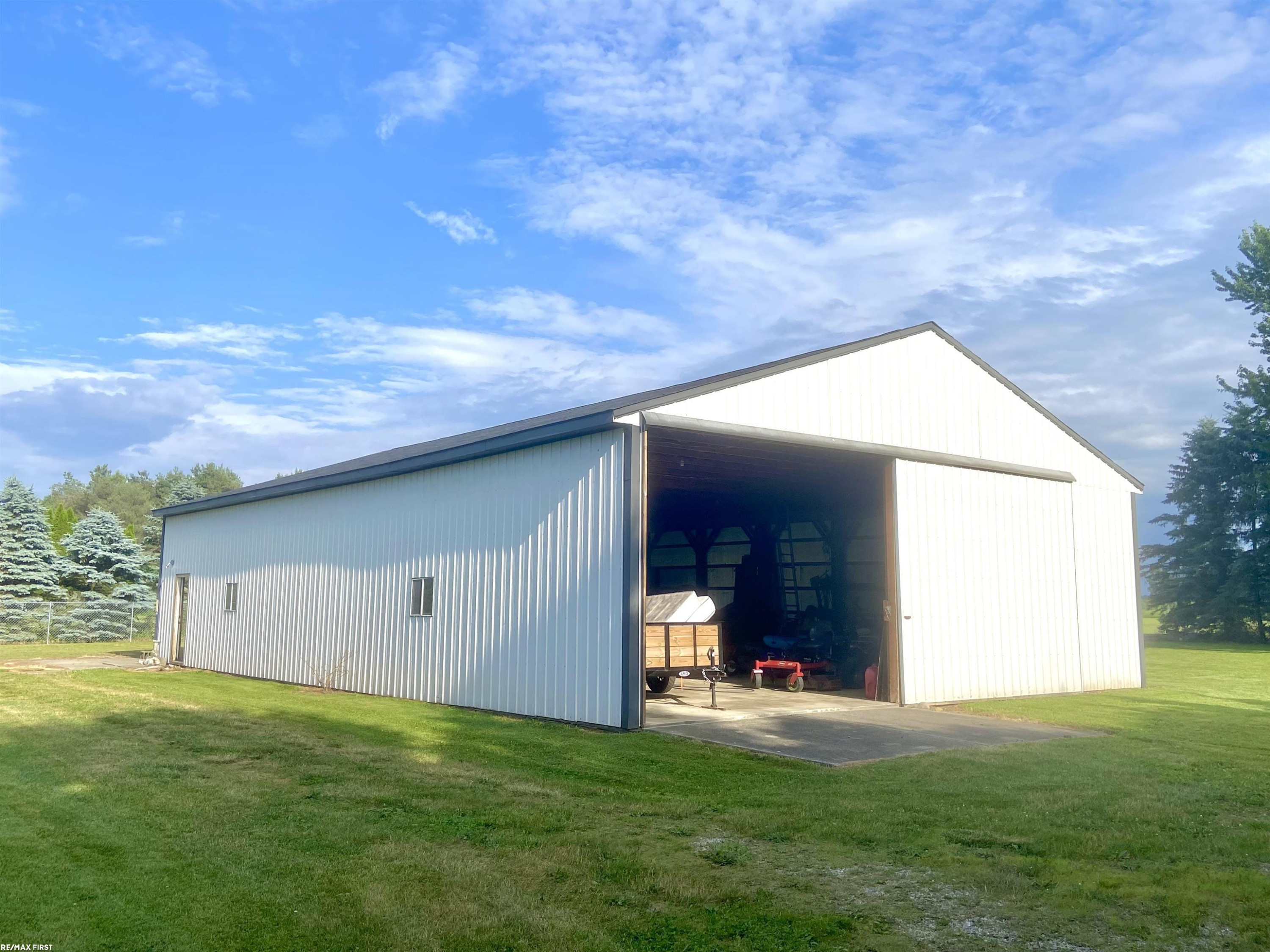 17250 Armada Center Road, MI — Photo 16