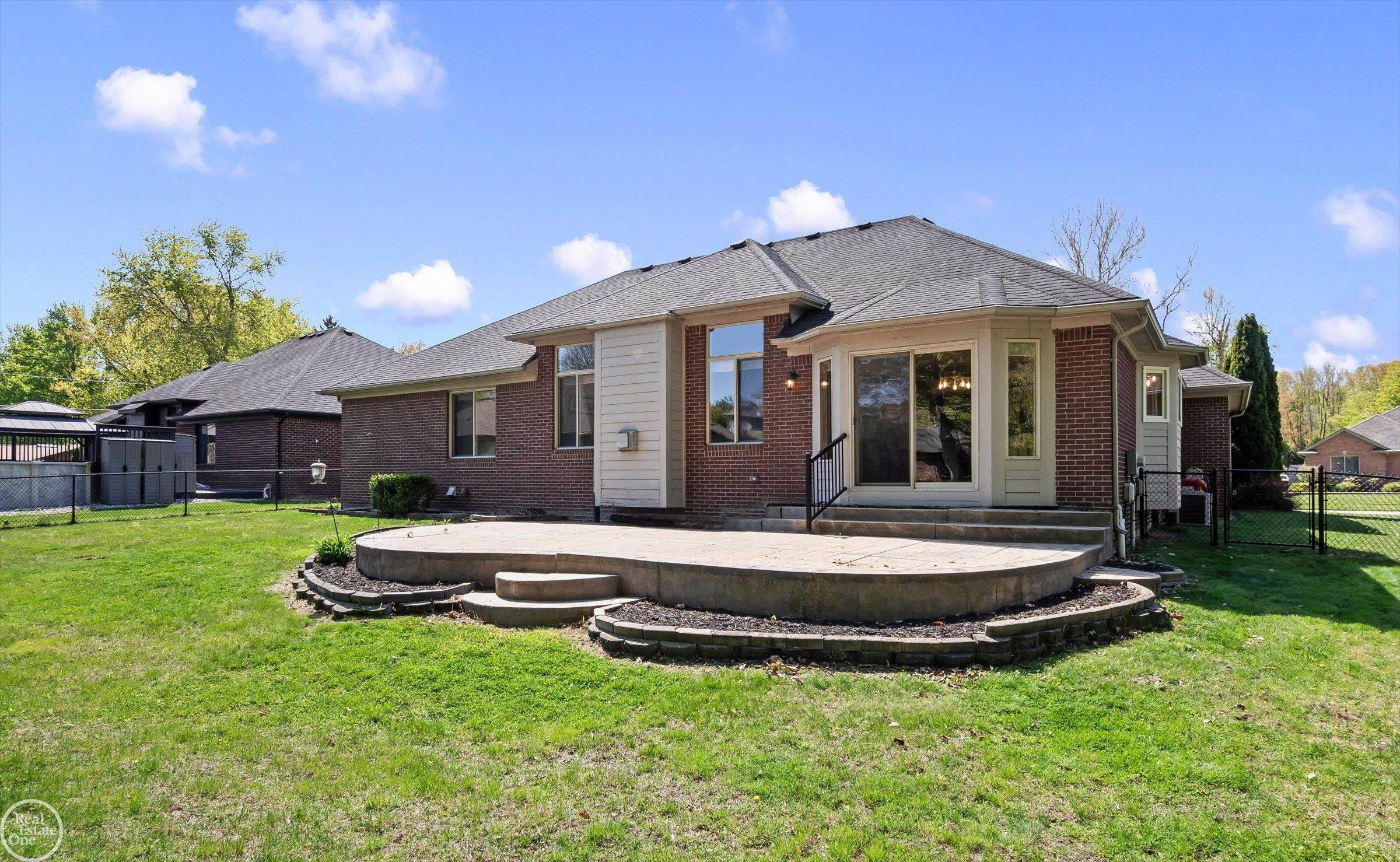 34203 Jerome Street, New Baltimore, MI 48047 — Photo 45
