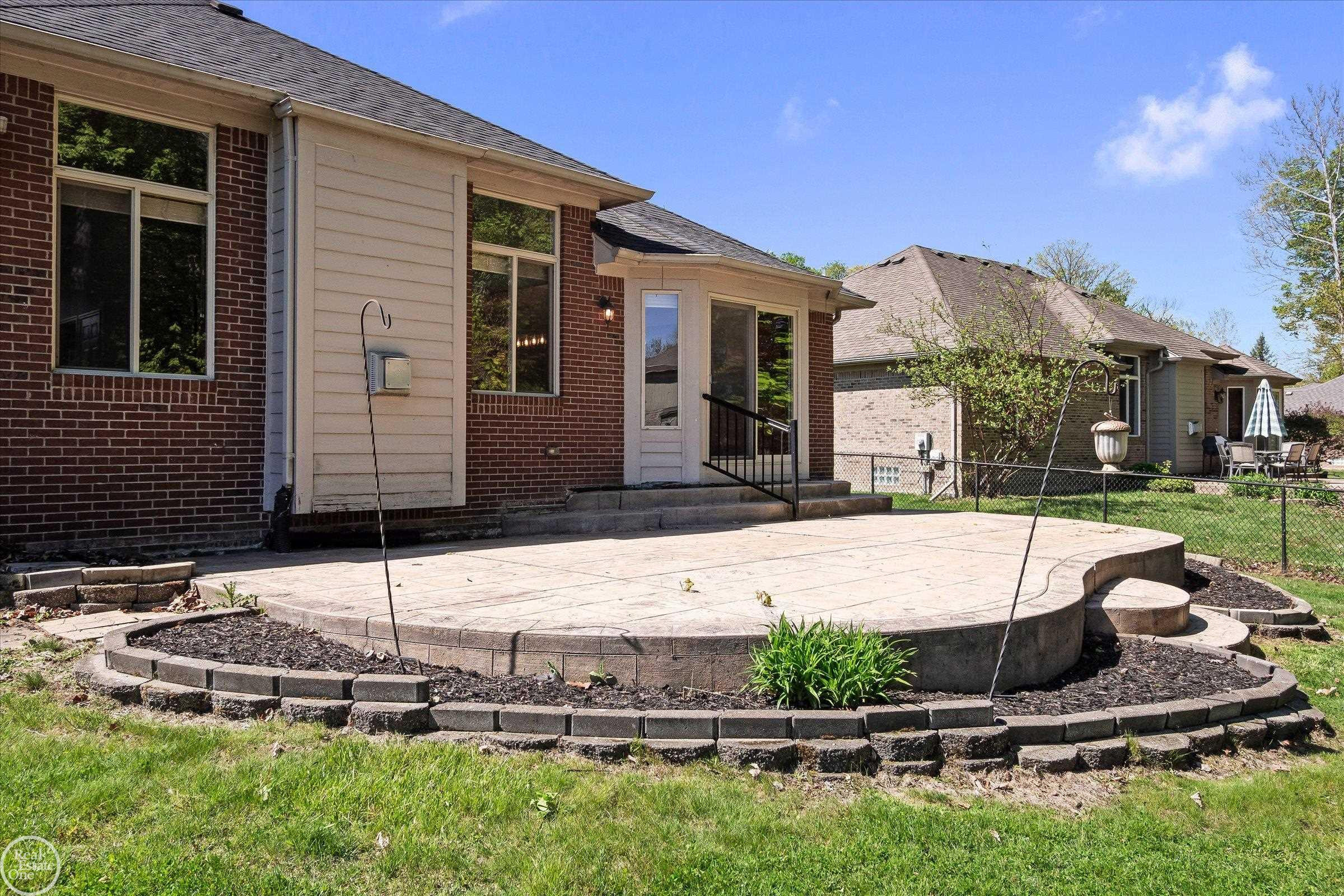 34203 Jerome Street, New Baltimore, MI 48047 — Photo 46