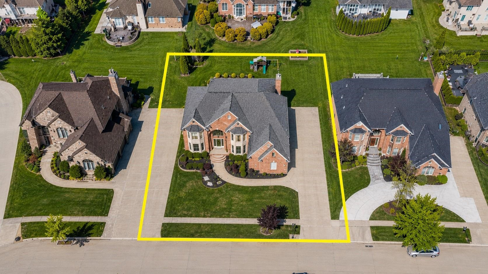 43358 CHESTER DRIVE Drive, Sterling Heights, MI 48314 — Photo 12