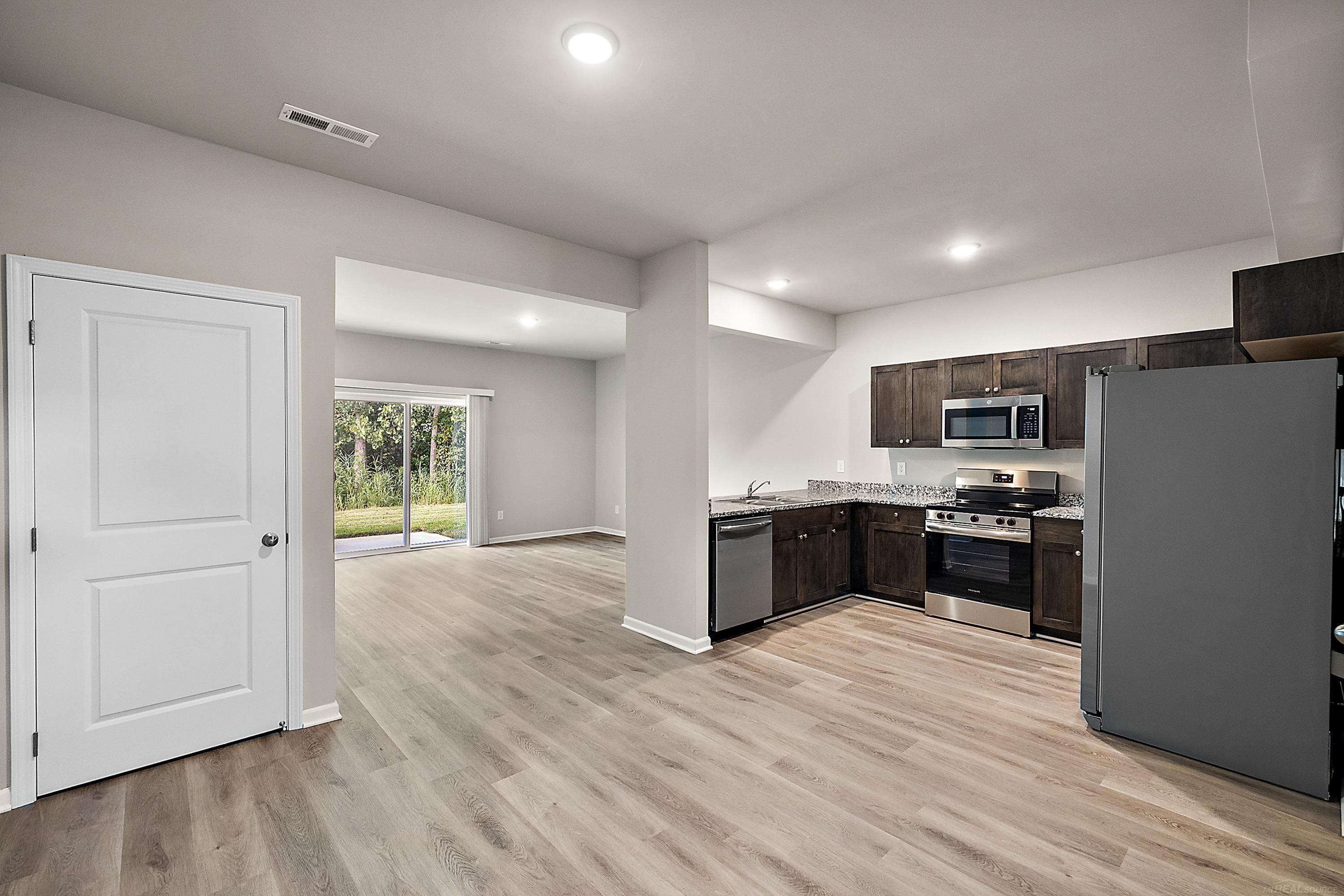 51412 Marlin Drive, Bldg 10 Unit 5E, Chesterfield, MI — Photo 14