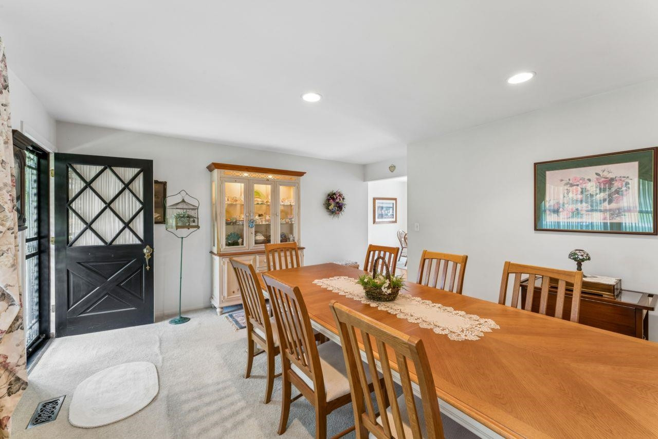 8389 Manchester Drive, Grand Blanc, MI 48439 — Photo 6