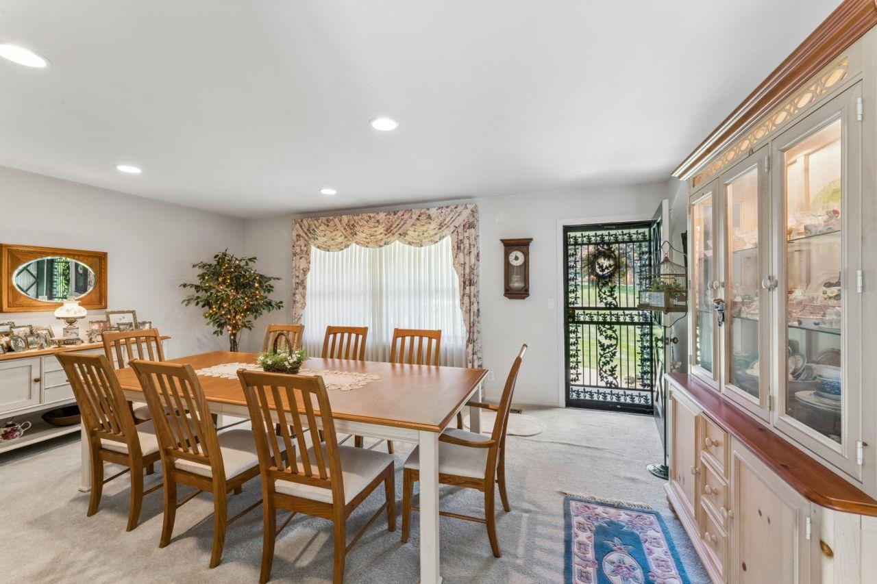 8389 Manchester Drive, Grand Blanc, MI 48439 — Photo 7
