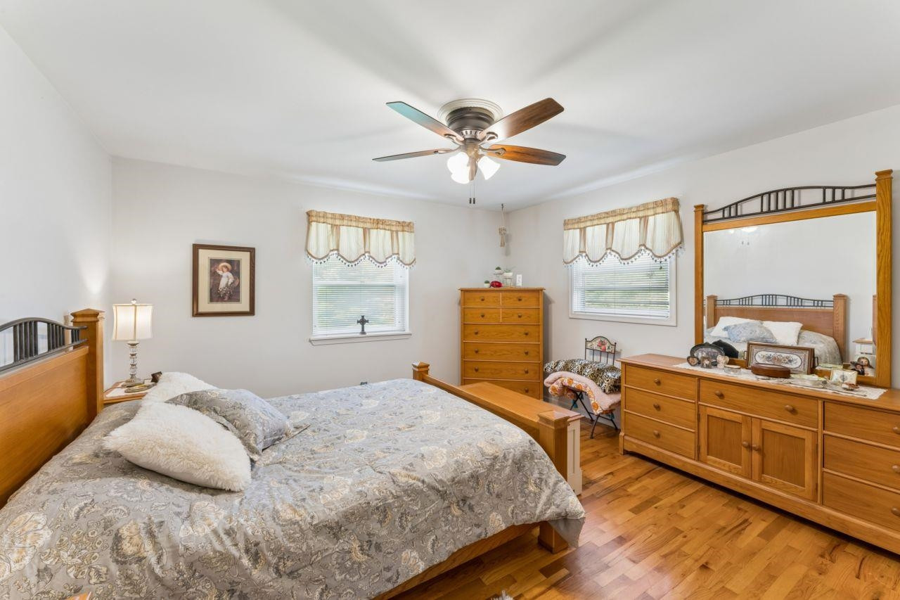 8389 Manchester Drive, Grand Blanc, MI 48439 — Photo 17