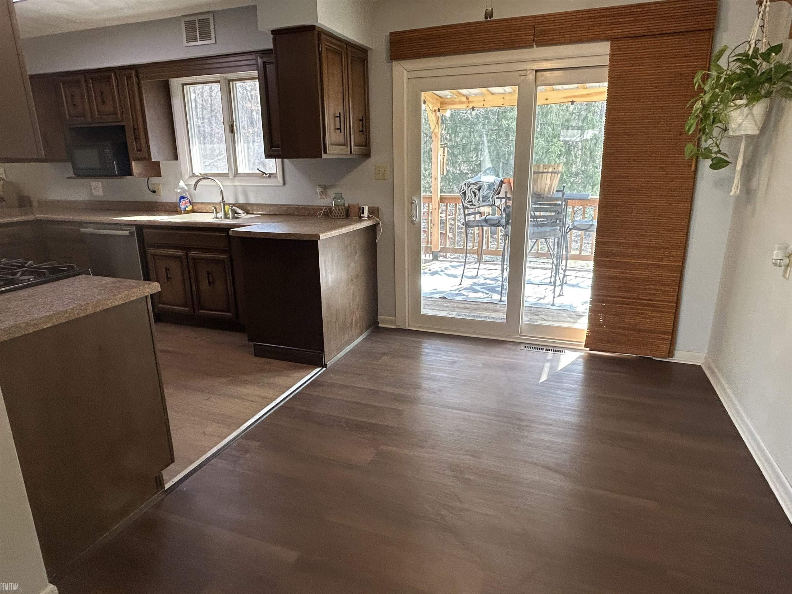 228 Indian Road, Pennfield, MI 49017 — Photo 12