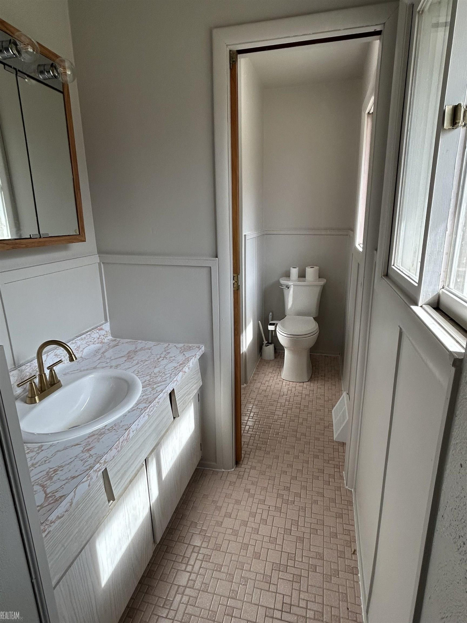 228 Indian Road, Pennfield, MI 49017 — Photo 19