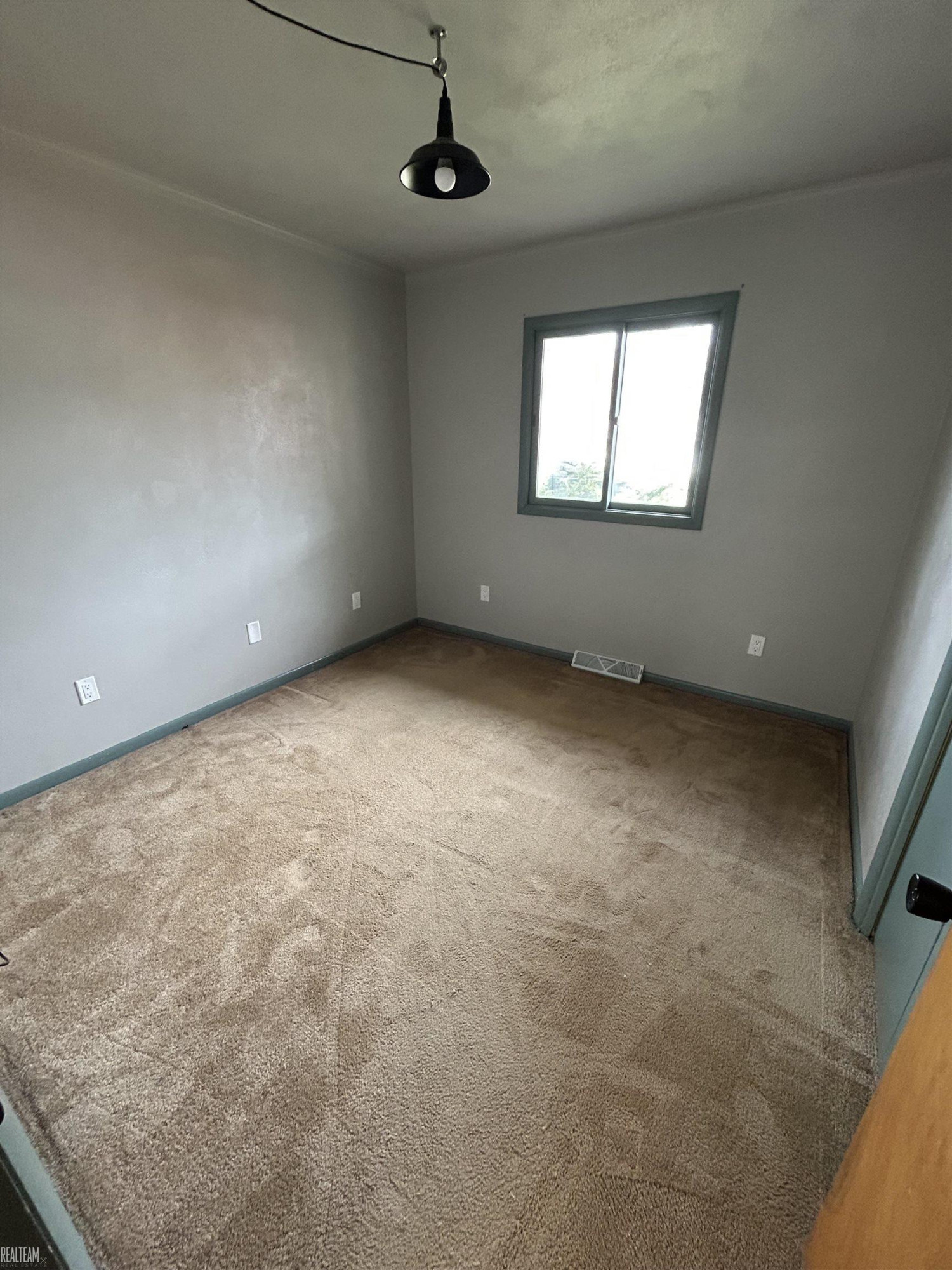 228 Indian Road, Pennfield, MI 49017 — Photo 23
