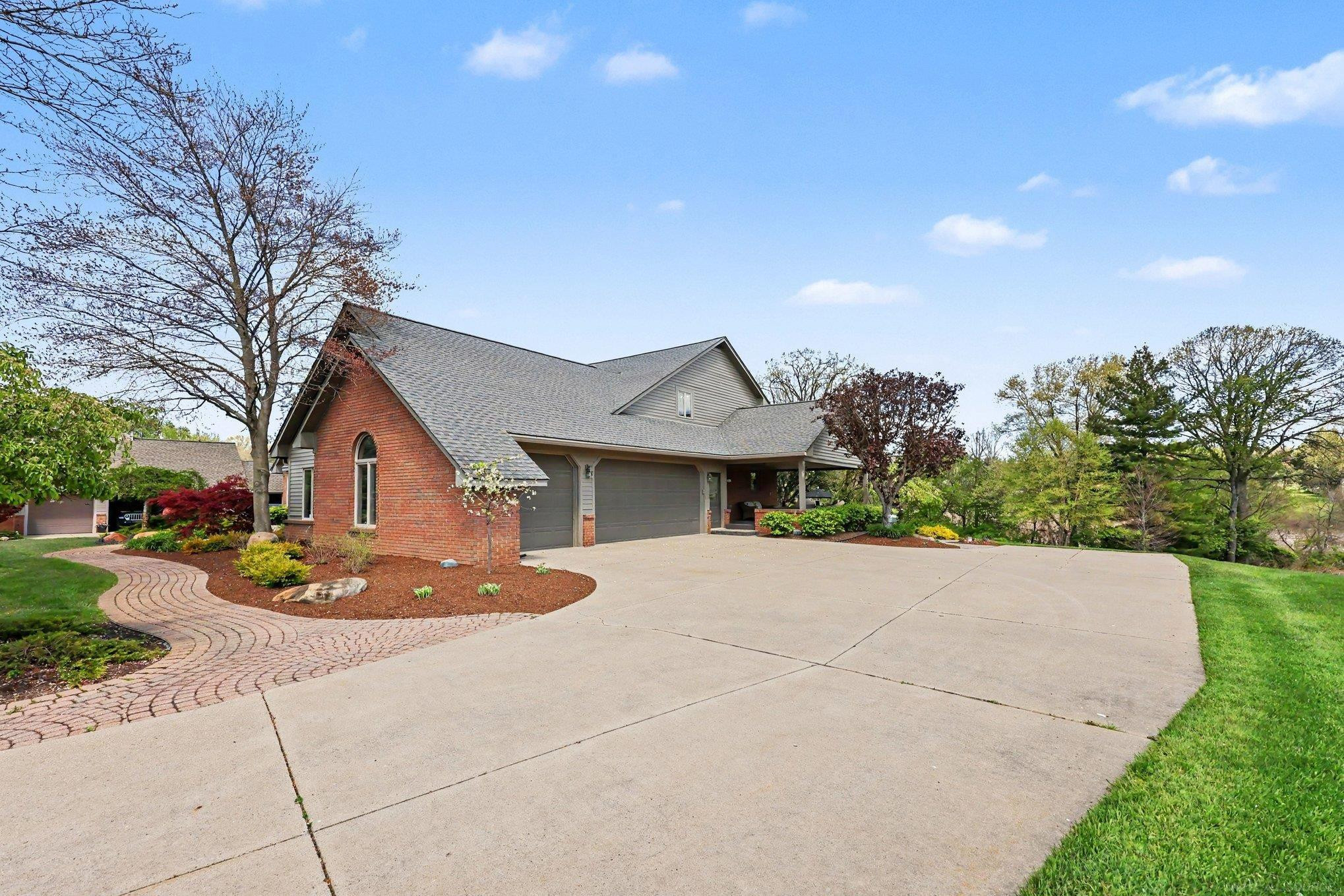 7773 Frampton Drive, Washington, MI 48095 — Photo 2