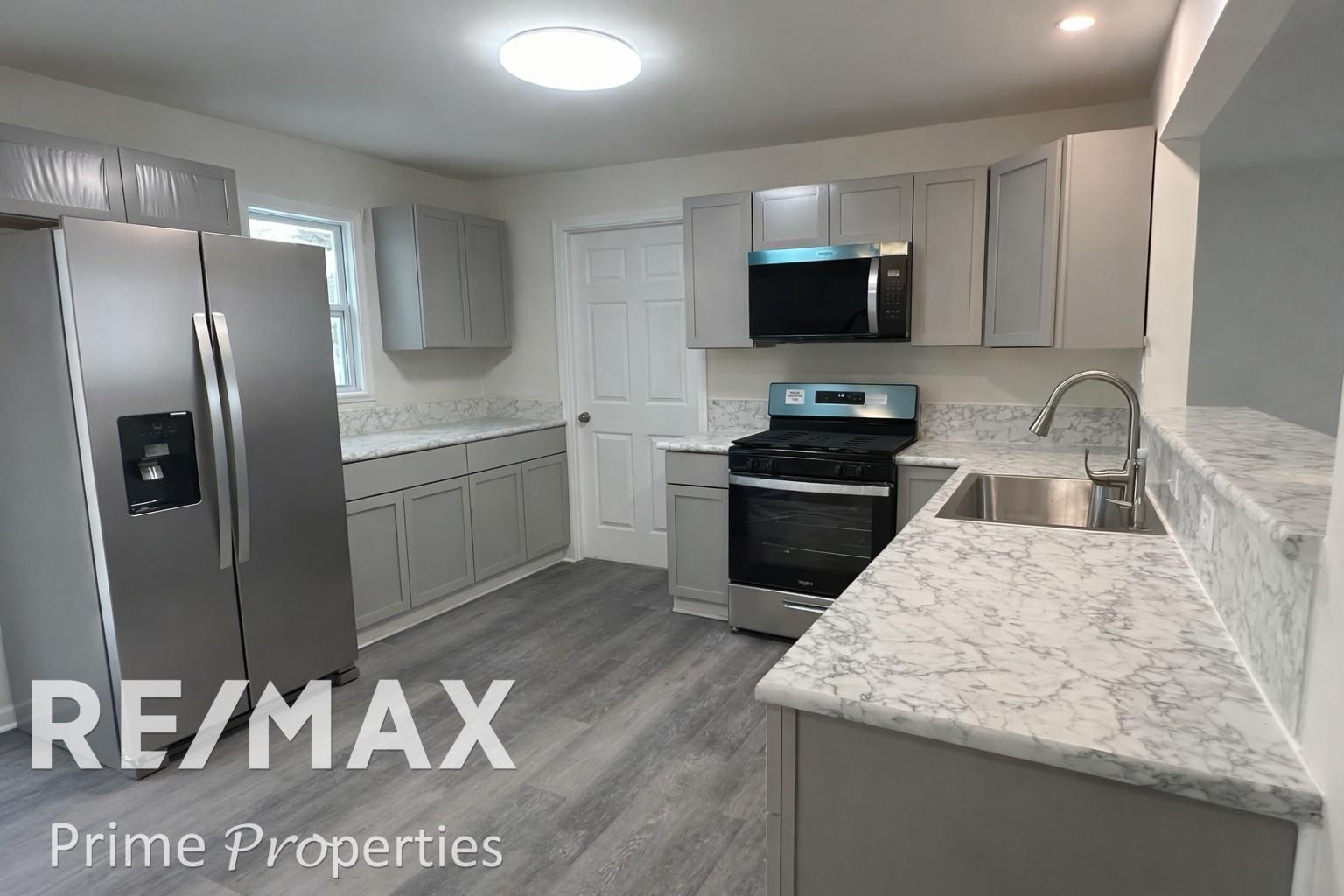 3365 W Lyndon Avenue, Flint, MI 48504 — Photo 8