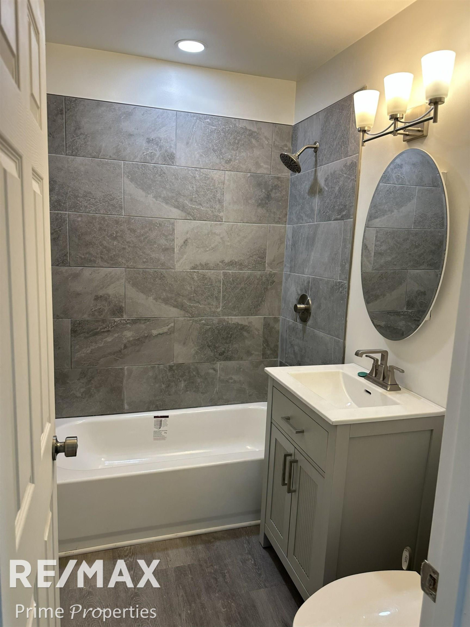 3365 W Lyndon Avenue, Flint, MI 48504 — Photo 17