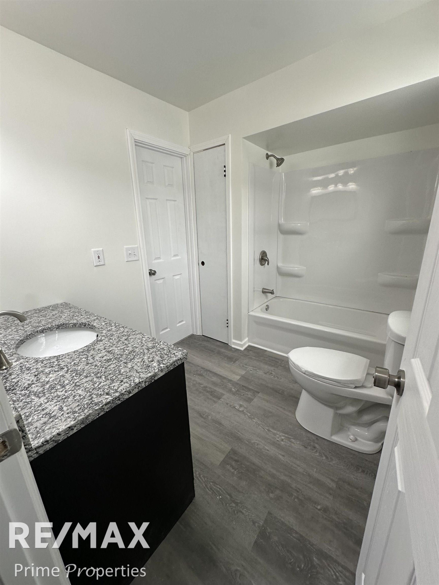 3365 W Lyndon Avenue, Flint, MI 48504 — Photo 22