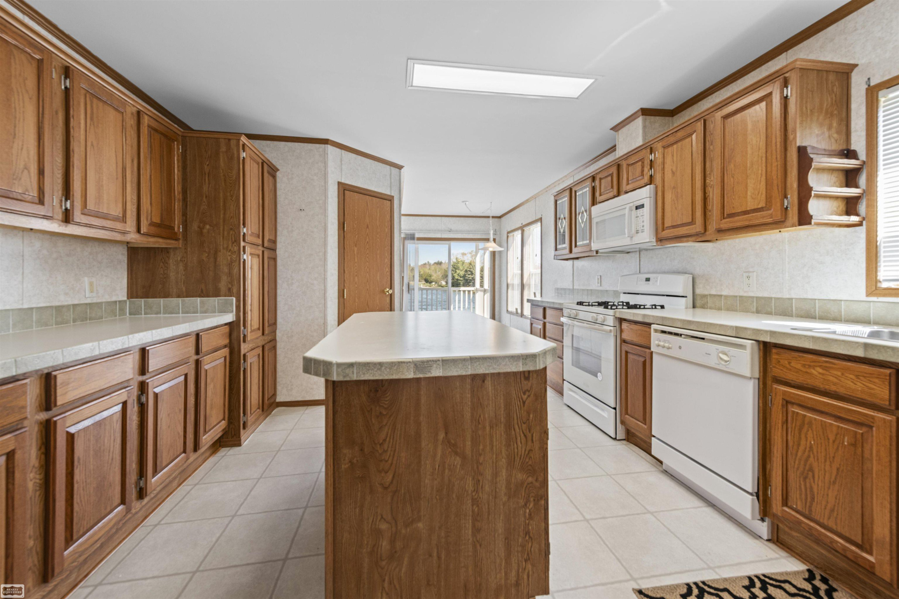6218 Square Lake Drive, Kimball, MI — Photo 16