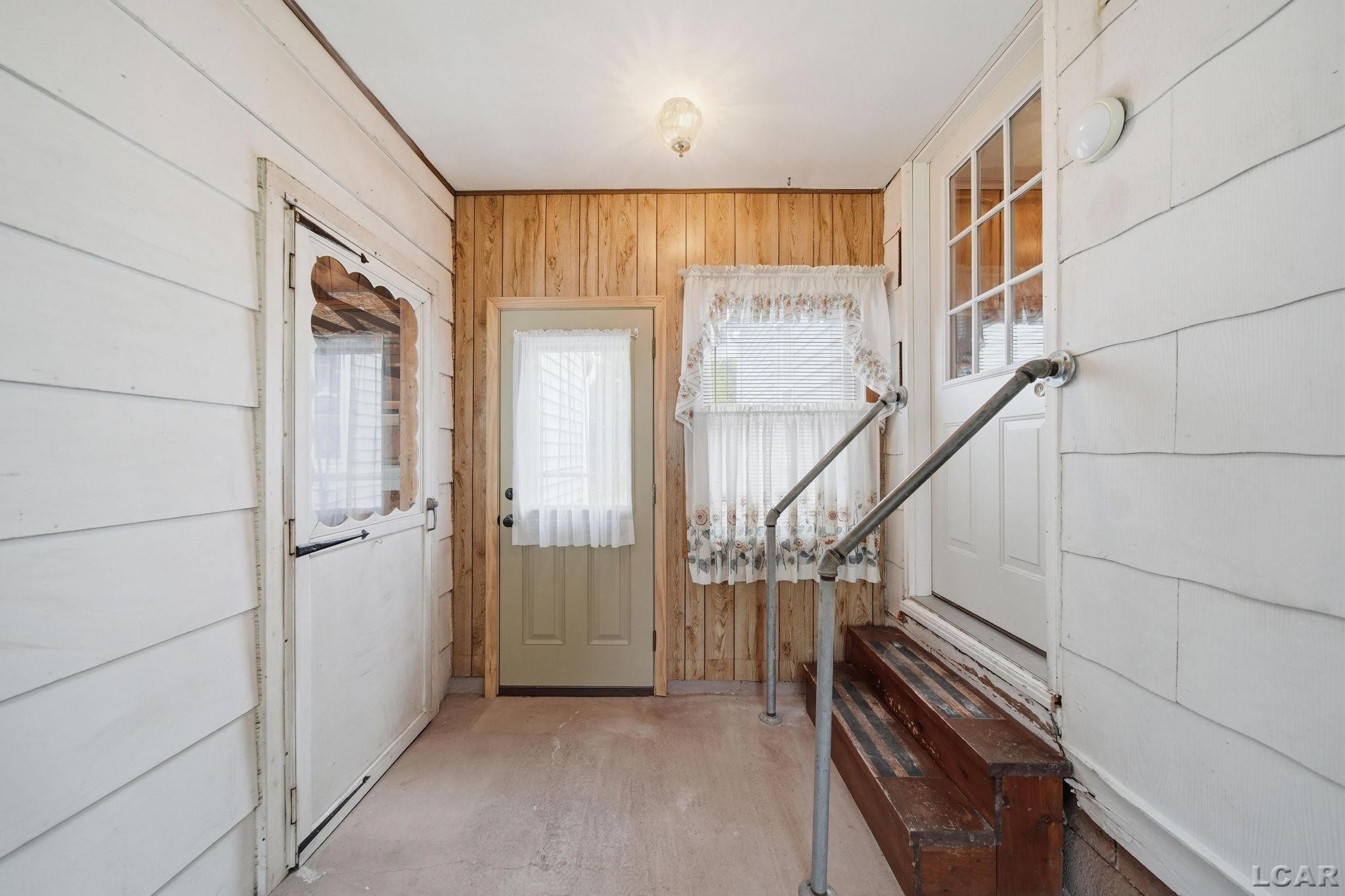 905 Sheffield Ave Street, Adrian, MI 49221 — Photo 29
