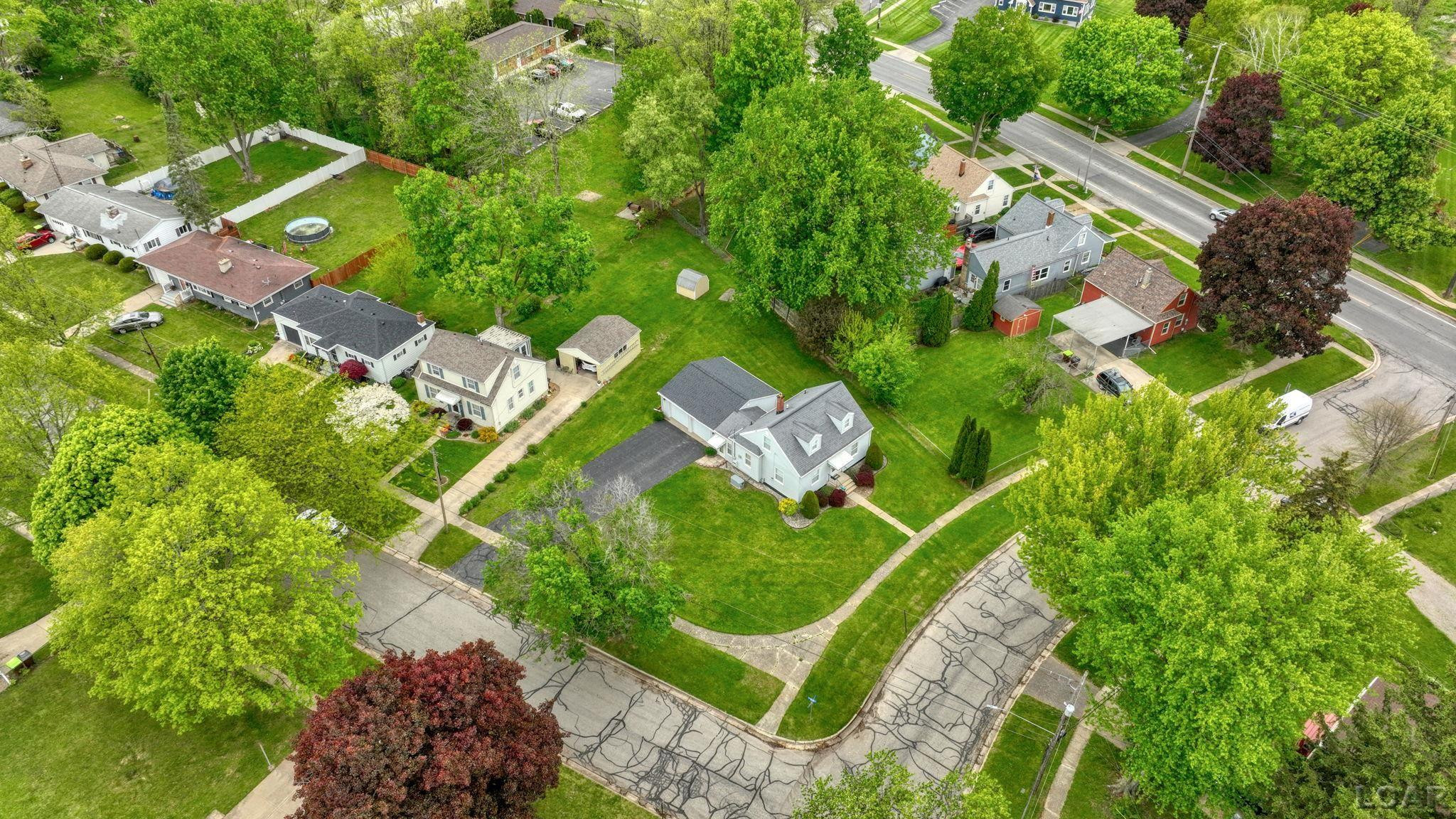 905 Sheffield Ave Street, Adrian, MI 49221 — Photo 36