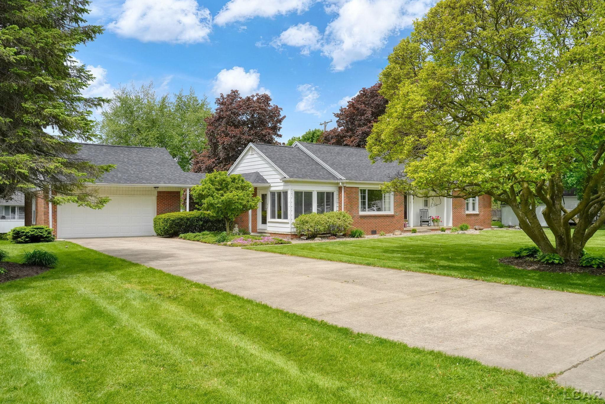 425 W Oregon Rd Street, Adrian, MI 49221 — Photo 3