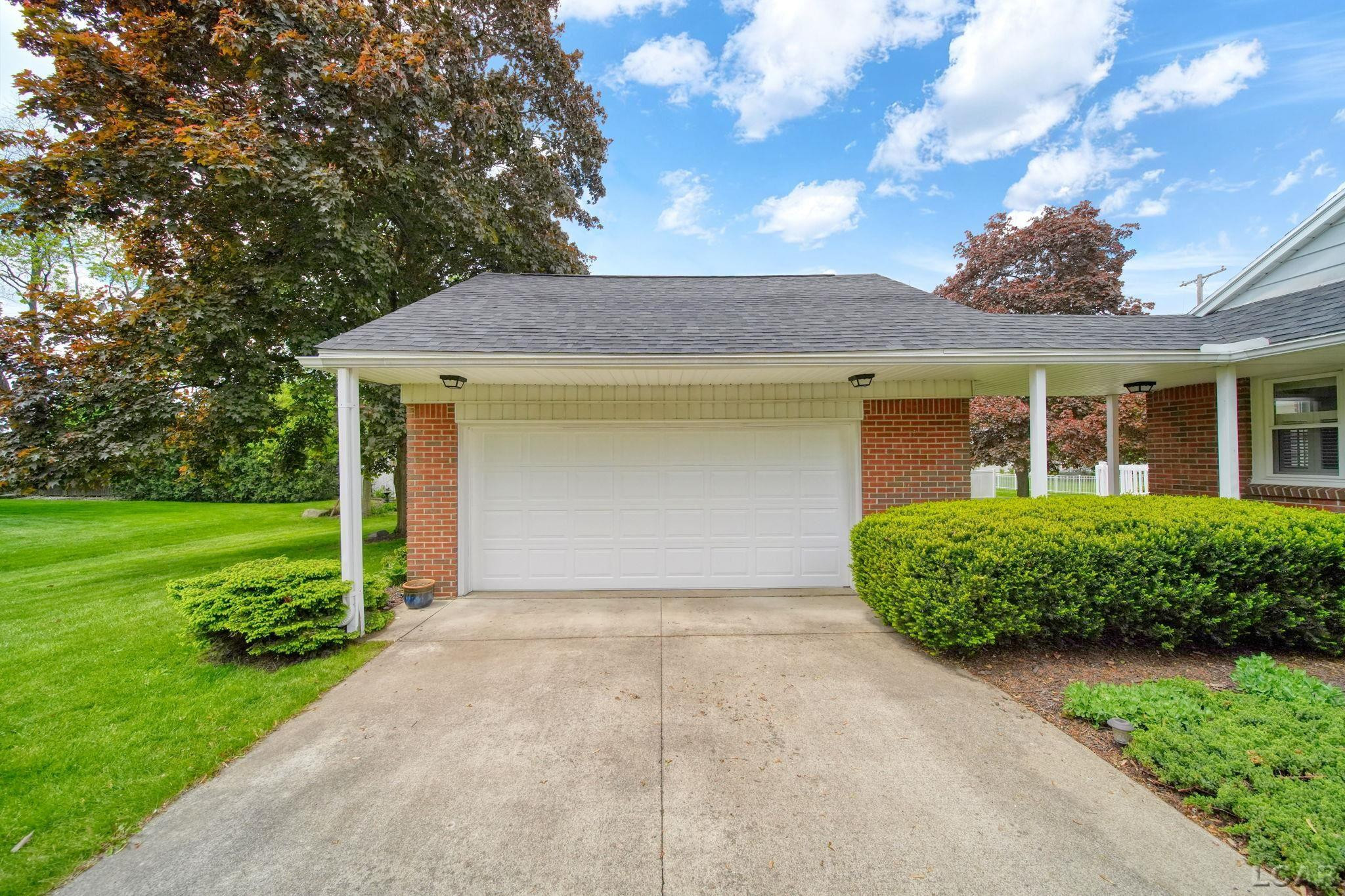 425 W Oregon Rd Street, Adrian, MI 49221 — Photo 7